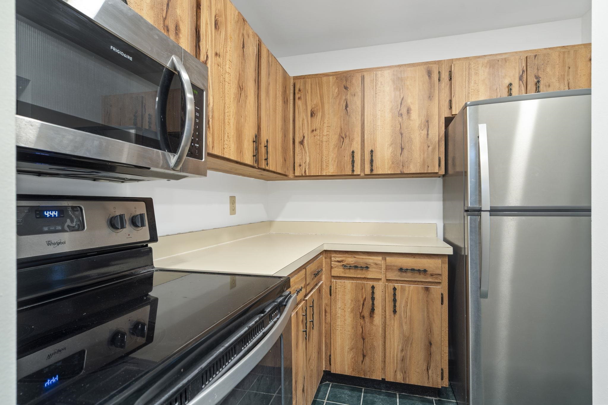 Image 11 of 45 For 16 Alcira Ct