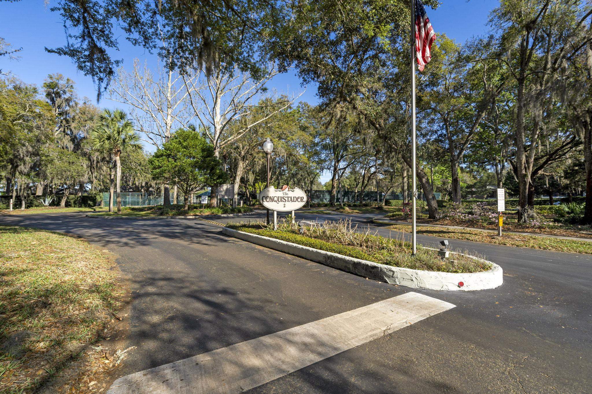 Image 25 of 45 For 16 Alcira Ct