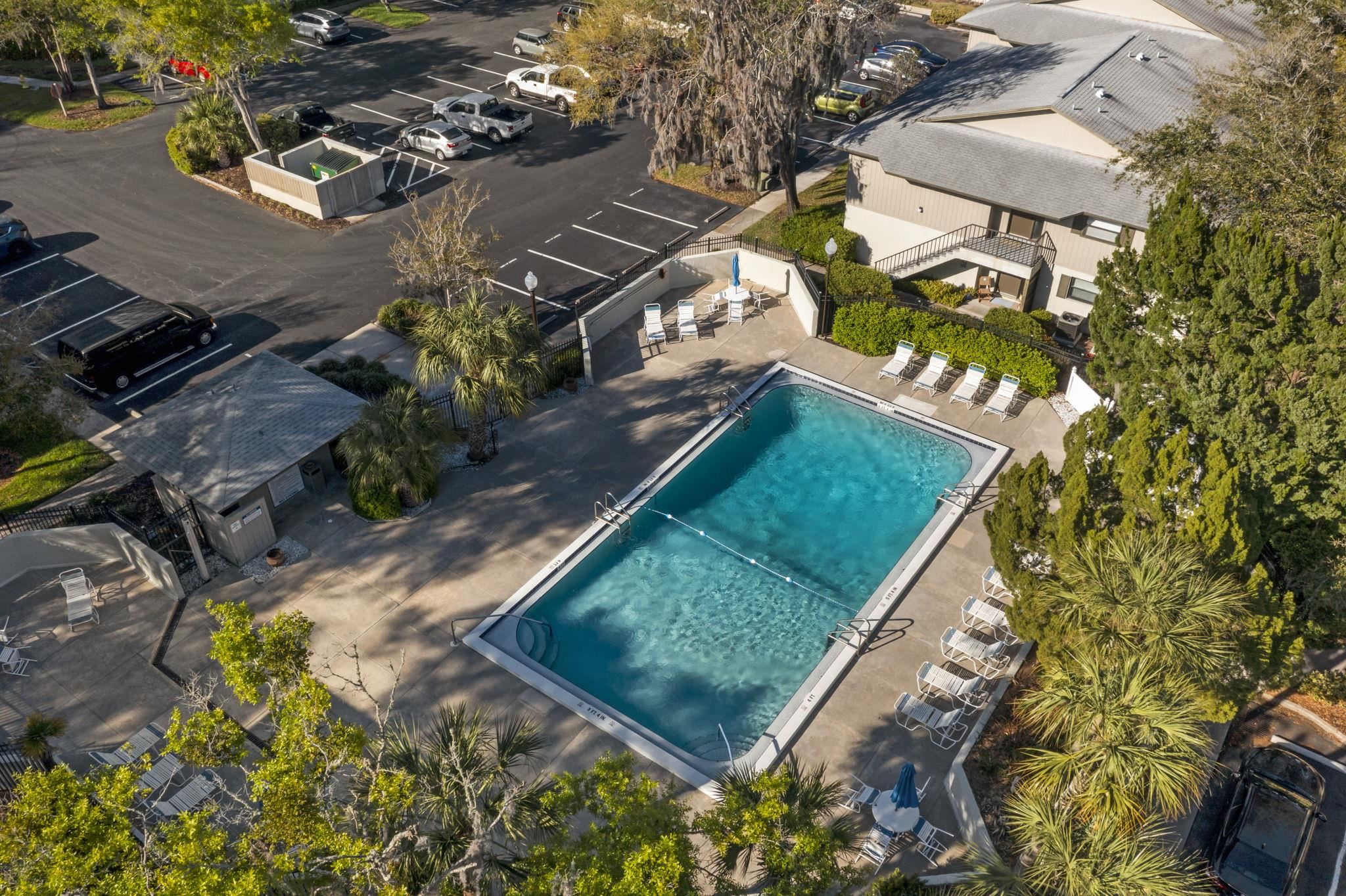 Image 35 of 45 For 16 Alcira Ct