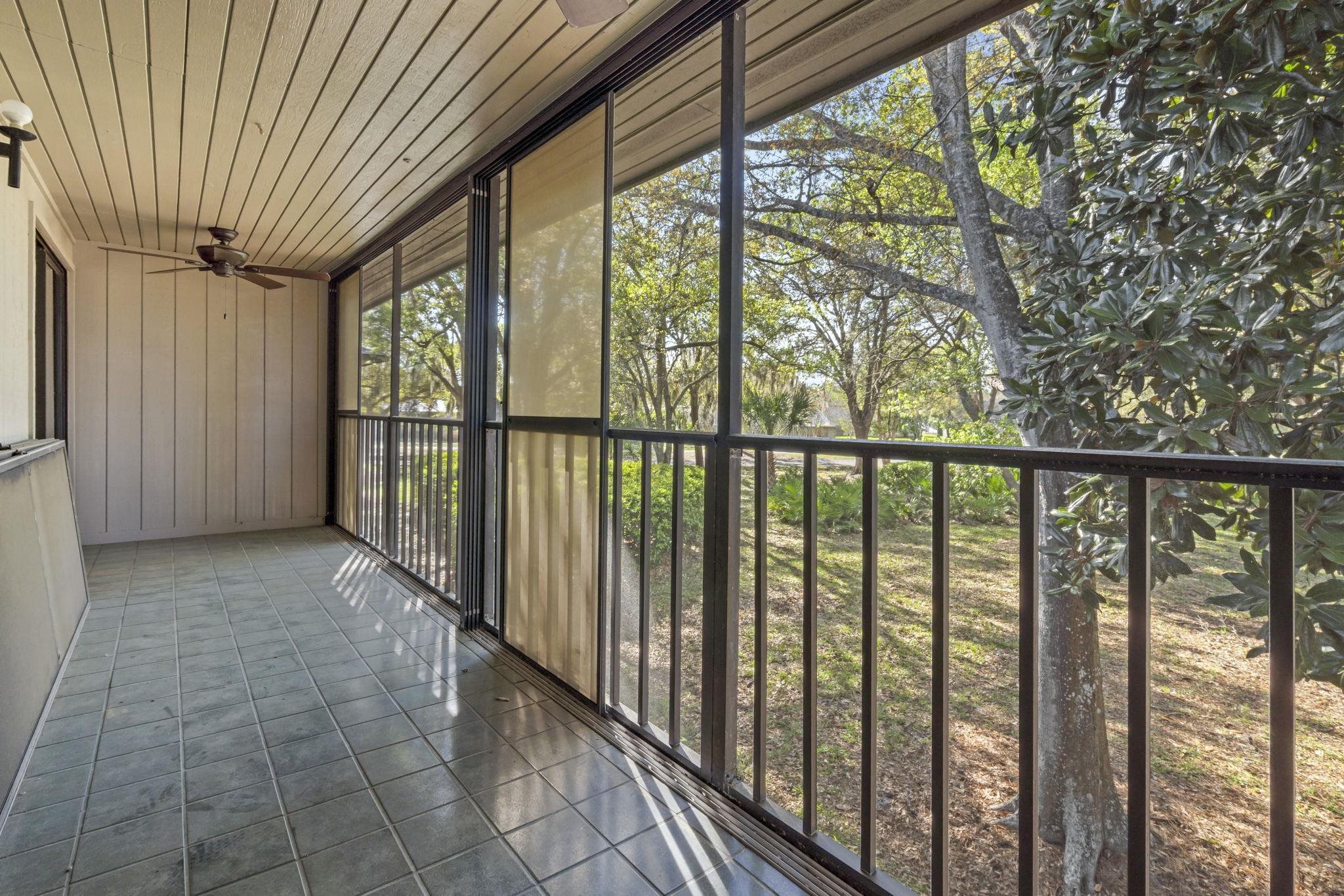 Image 7 of 45 For 16 Alcira Ct