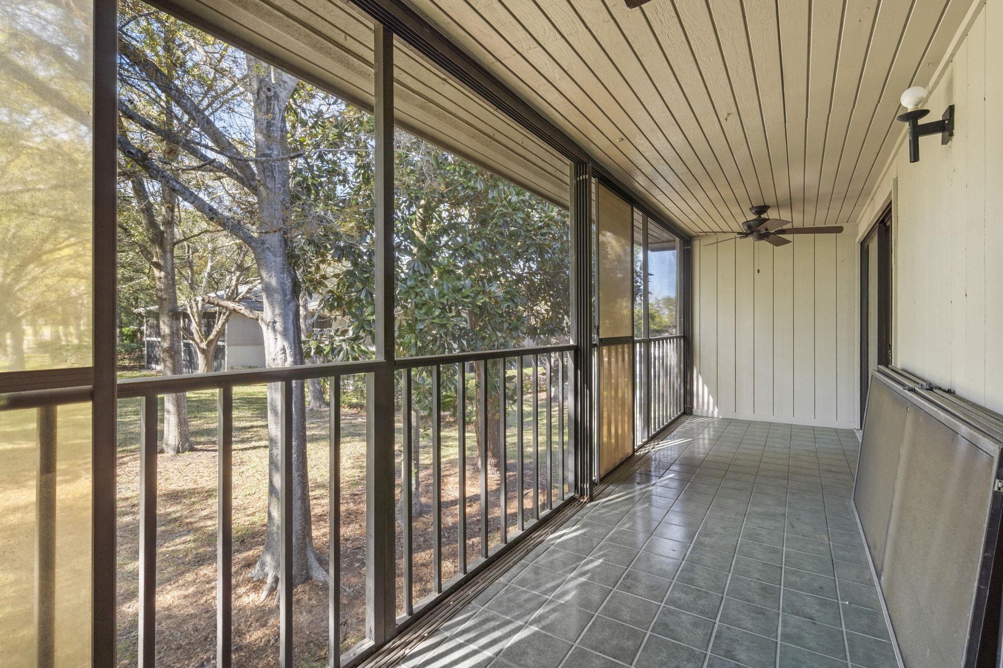 Image 8 of 45 For 16 Alcira Ct