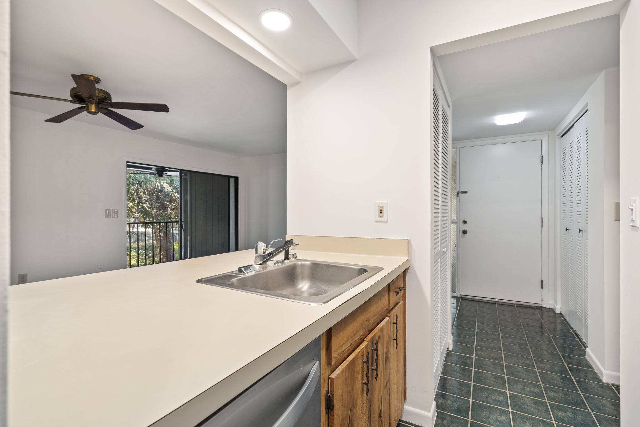 Image 9 of 45 For 16 Alcira Ct