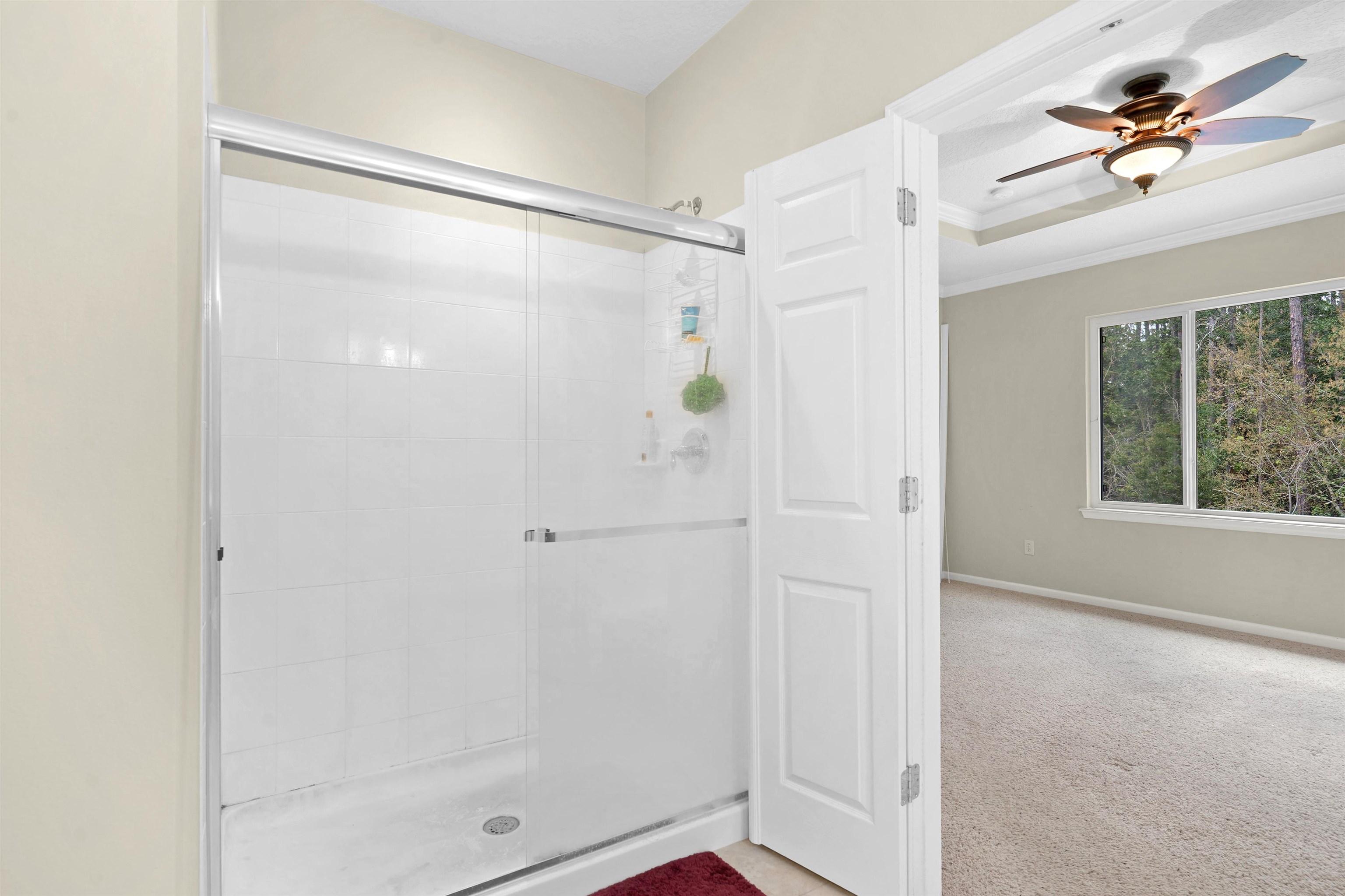 Image 21 of 39 For 14098 Mahogany Ave