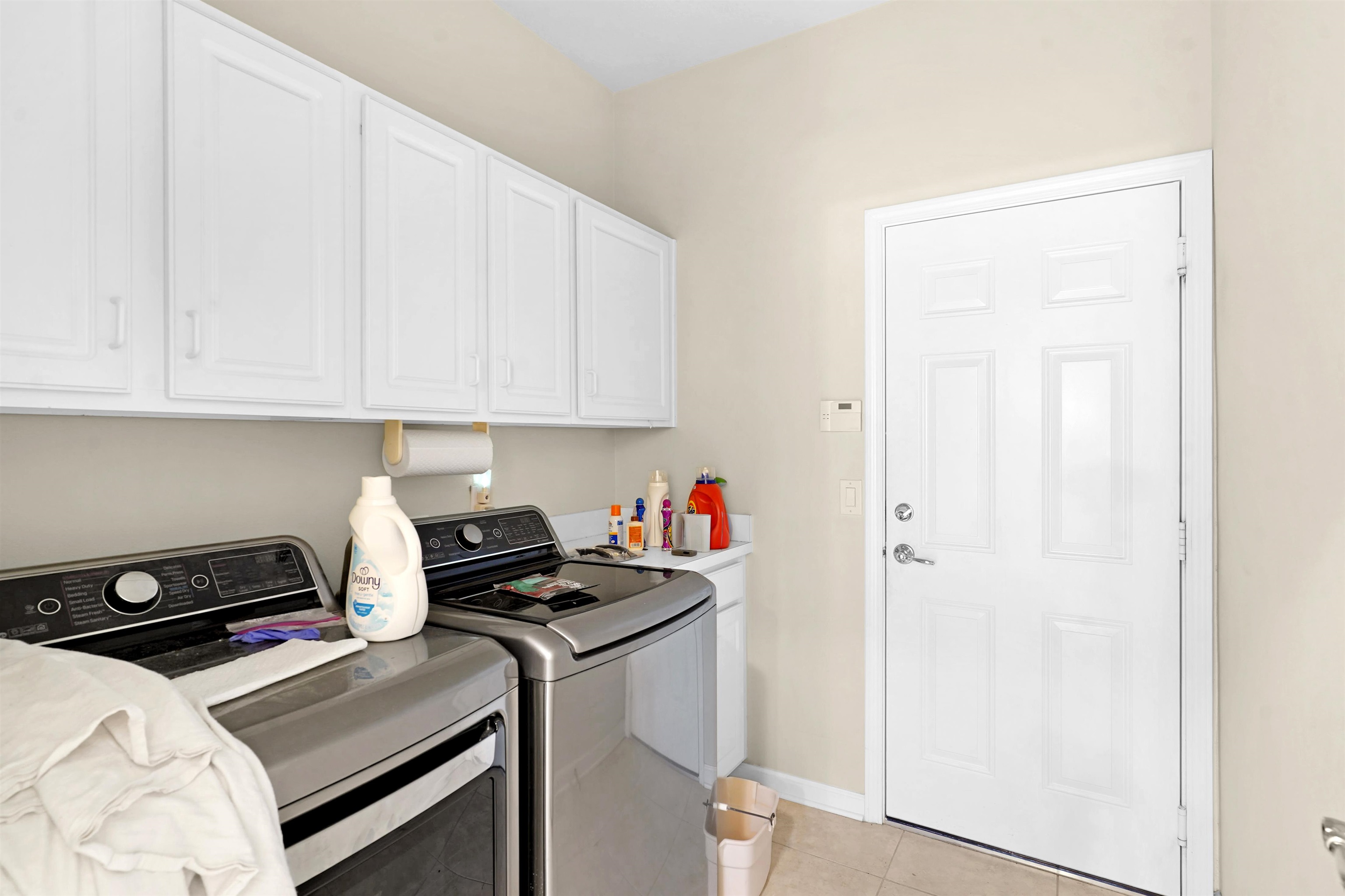 Image 29 of 39 For 14098 Mahogany Ave