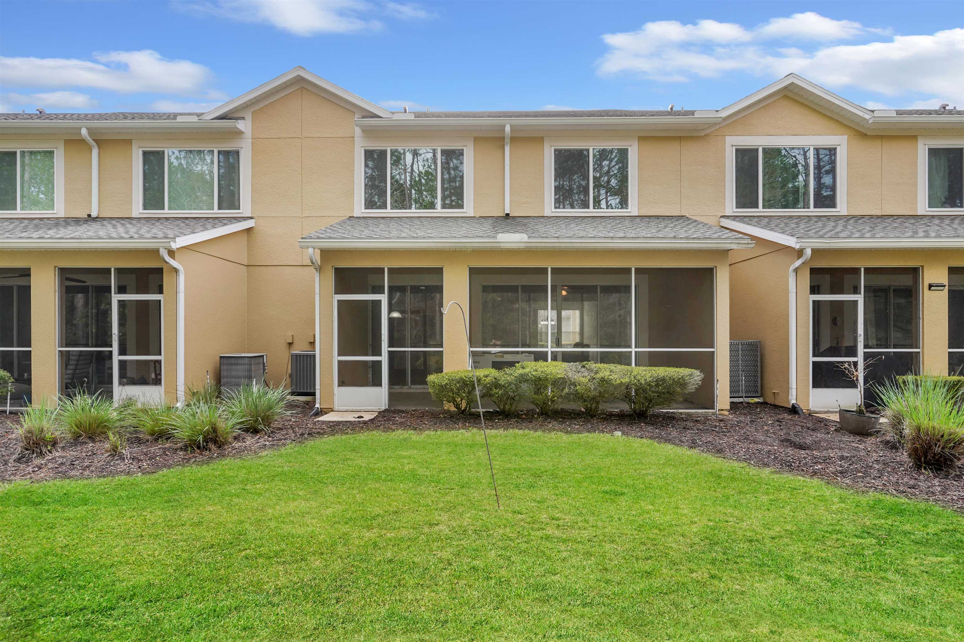 Image 33 of 39 For 14098 Mahogany Ave