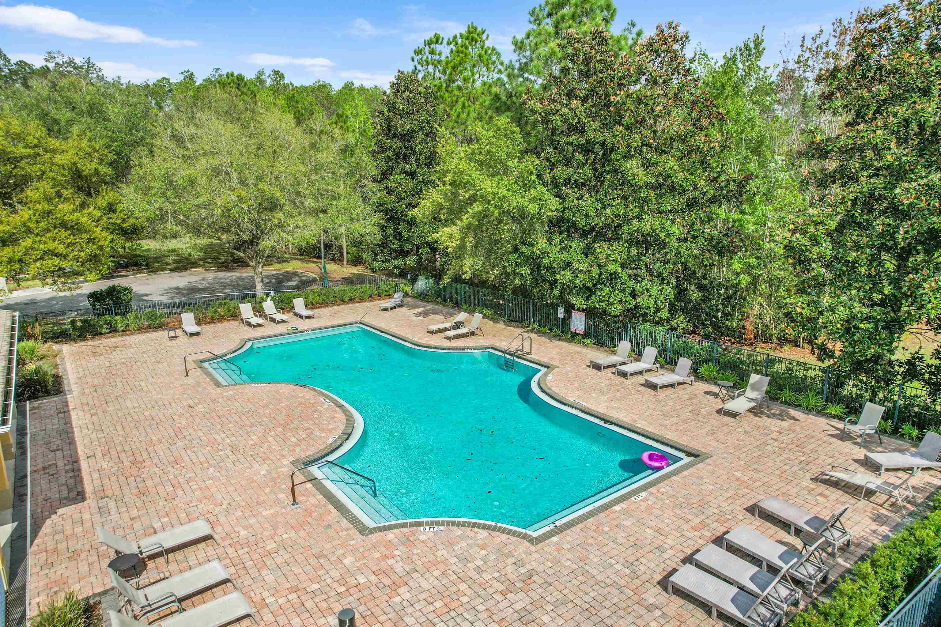 Image 39 of 39 For 14098 Mahogany Ave