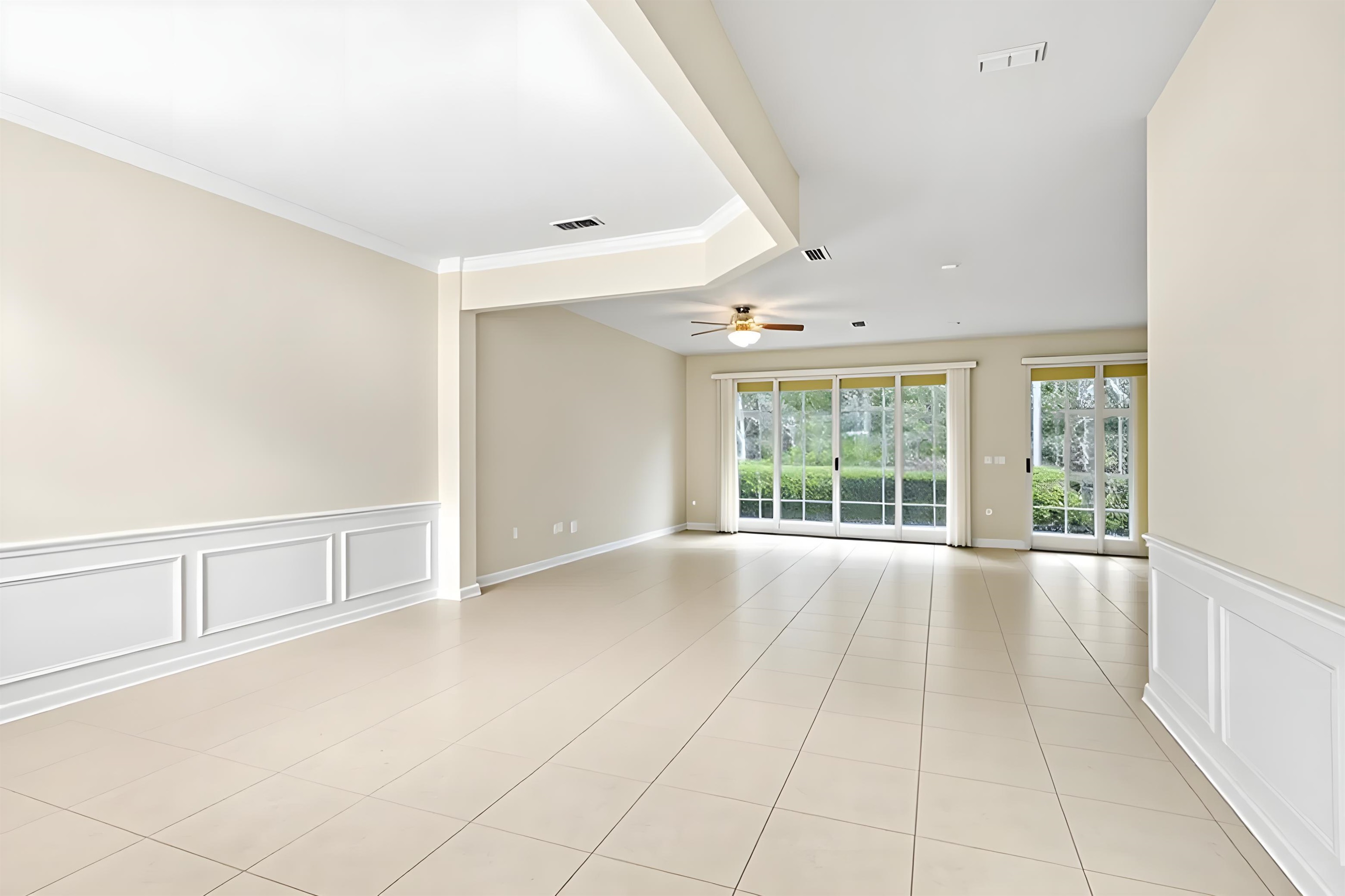 Image 7 of 39 For 14098 Mahogany Ave