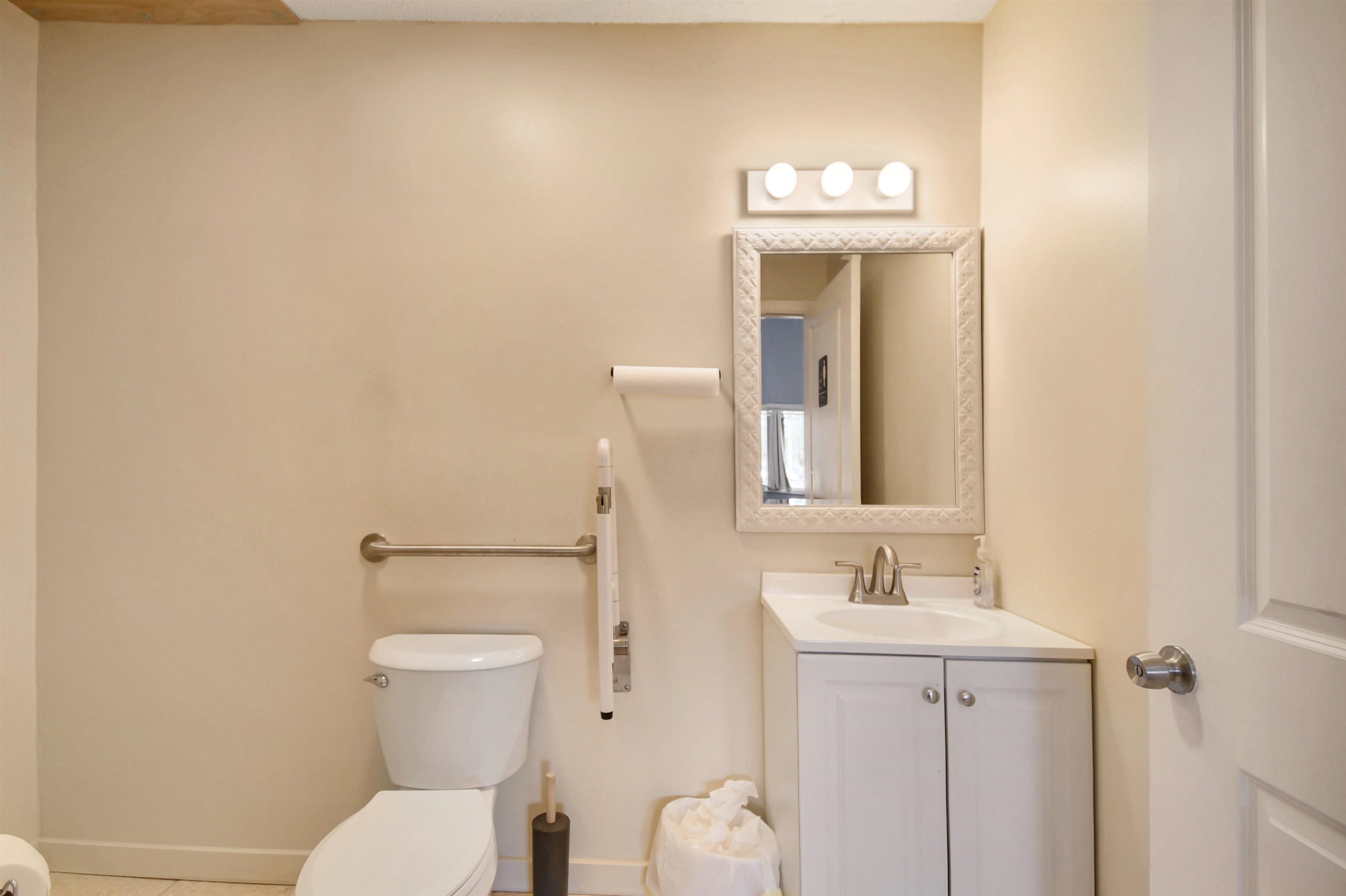 Image 13 of 18 For 2600 Us Highway 1  1