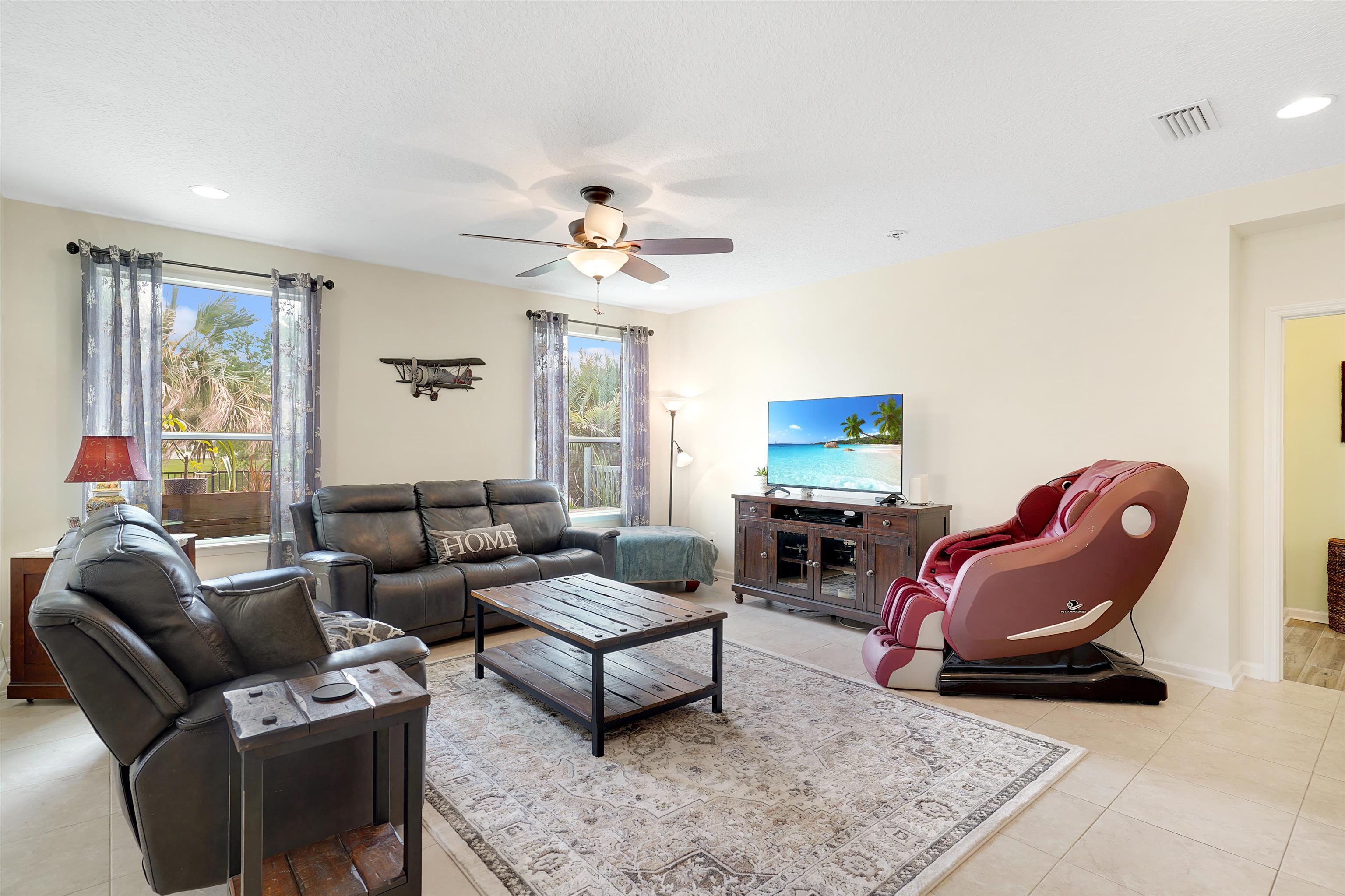 Image 10 of 44 For 553 Casa Sevilla Ave