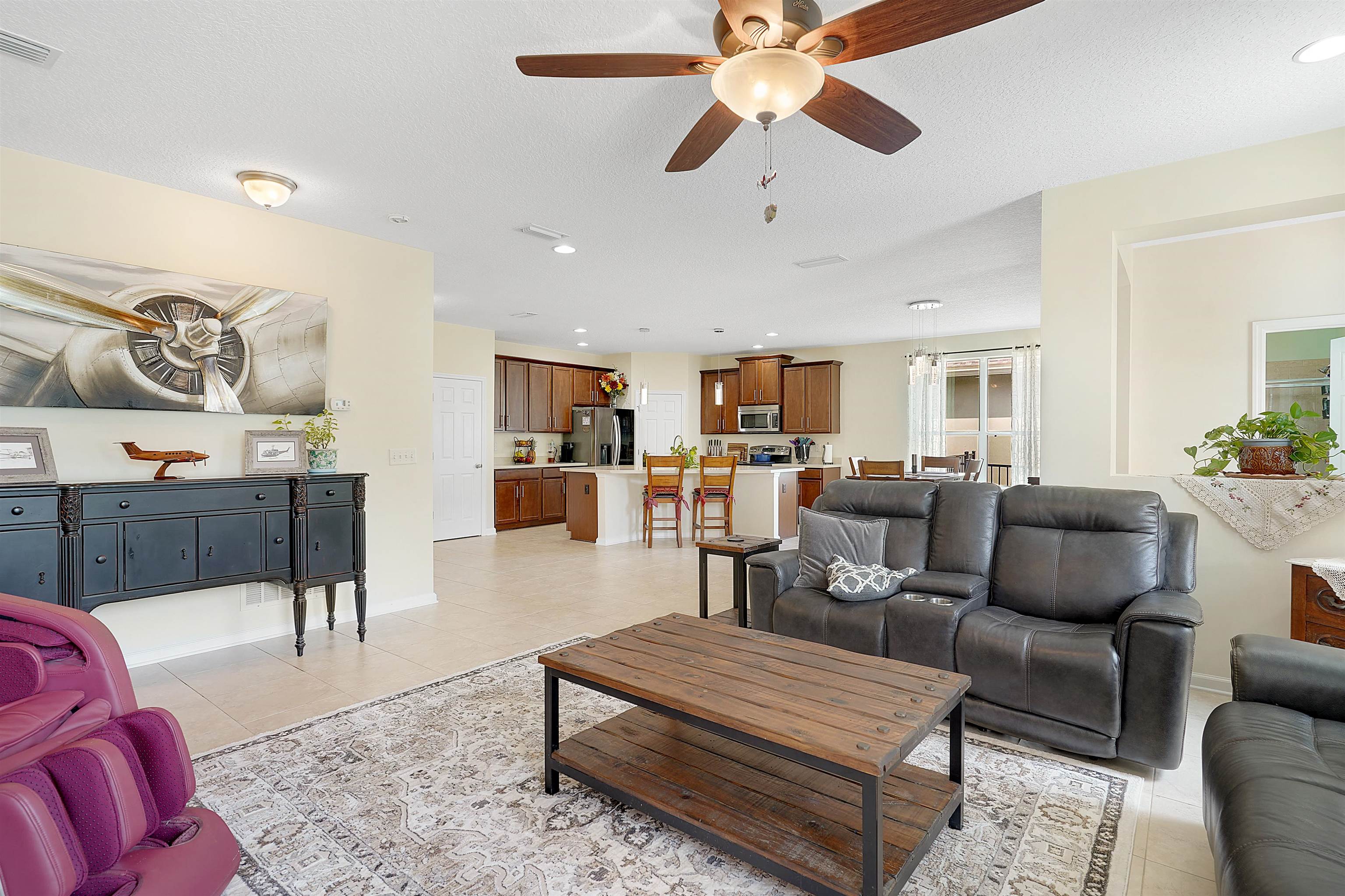 Image 12 of 44 For 553 Casa Sevilla Ave