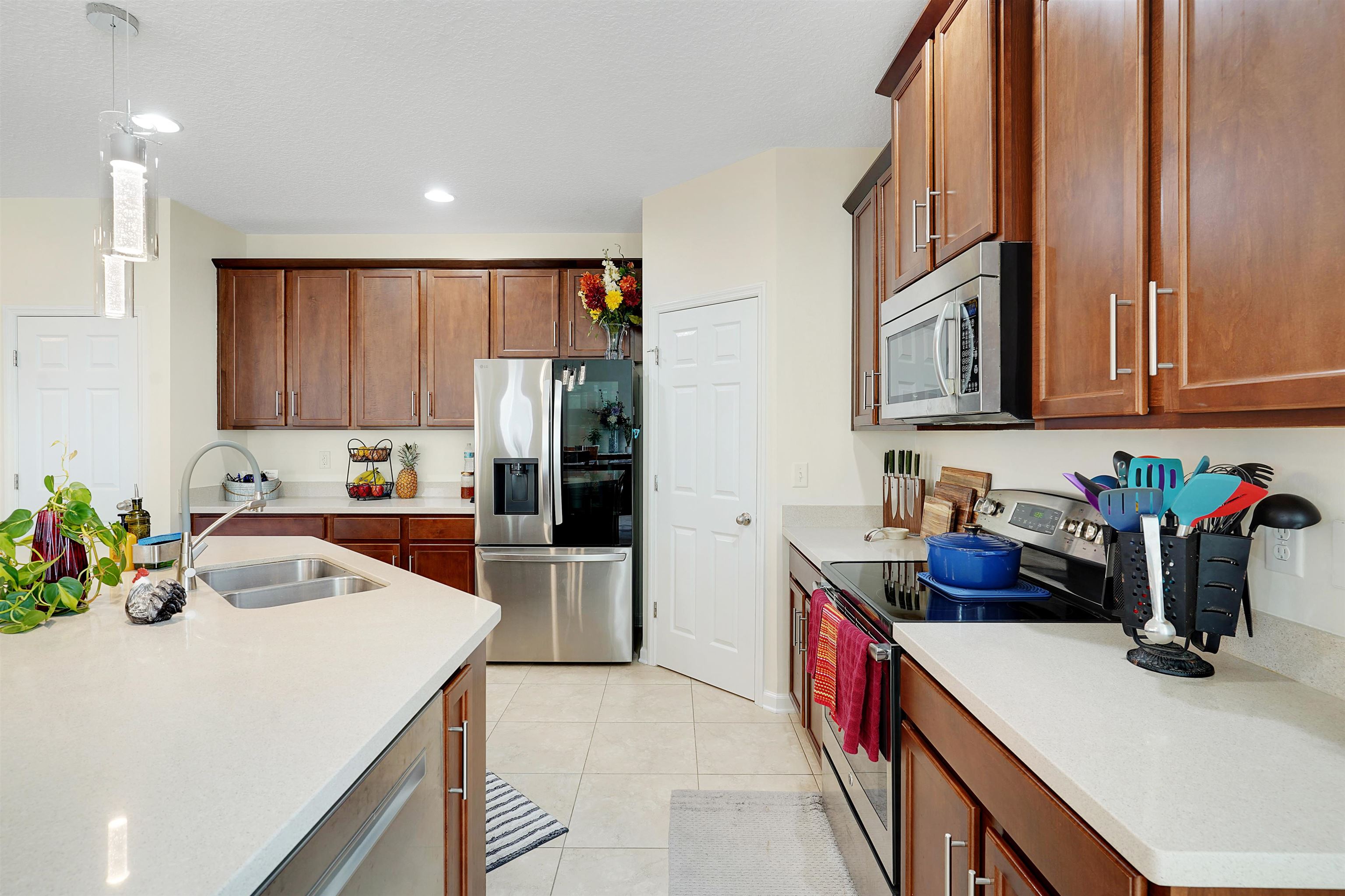 Image 17 of 44 For 553 Casa Sevilla Ave