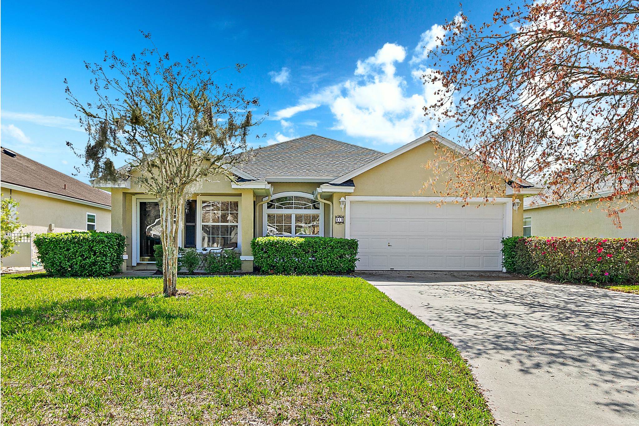 Image 2 of 60 For 913 Oak Arbor Cir