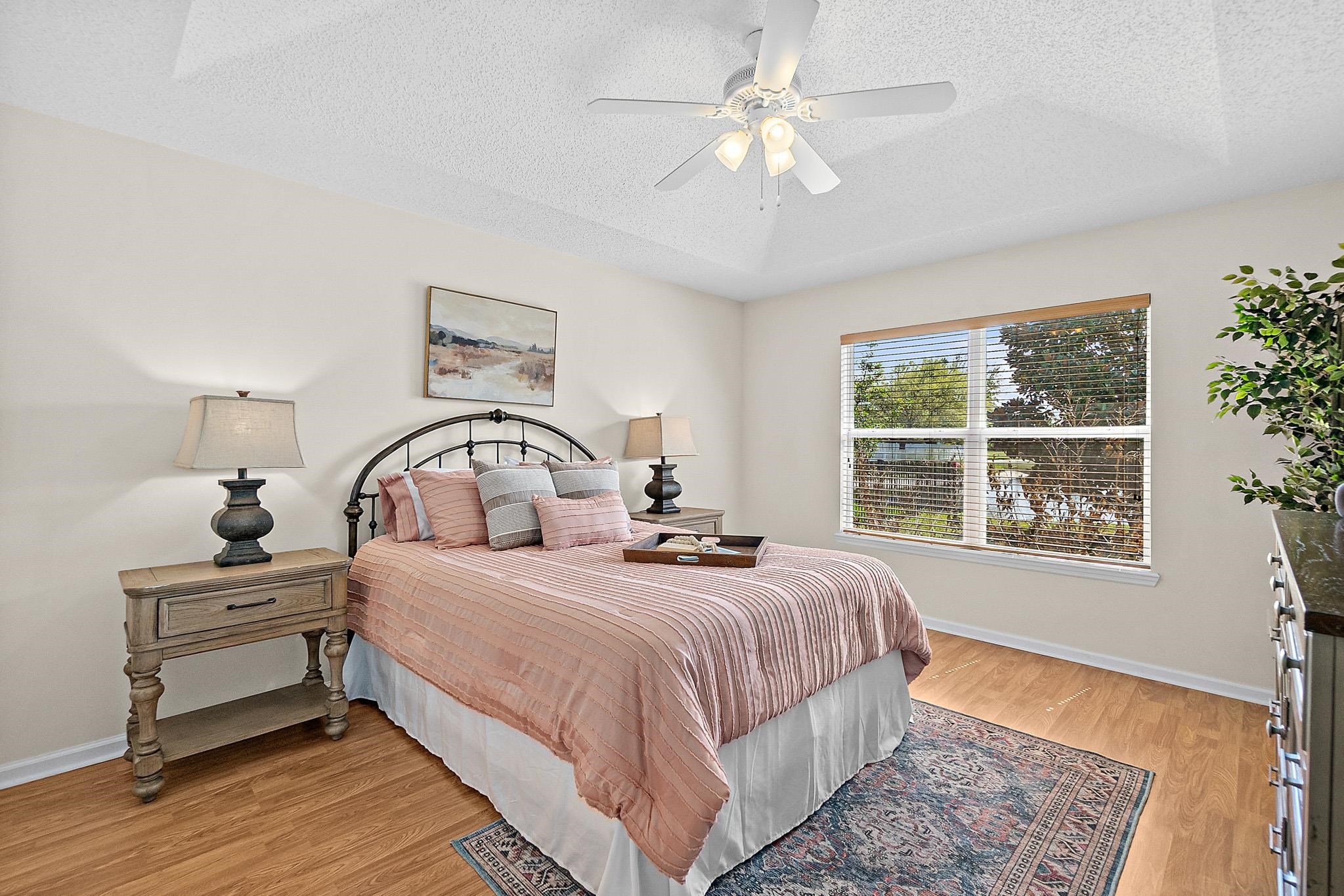 Image 29 of 60 For 913 Oak Arbor Cir