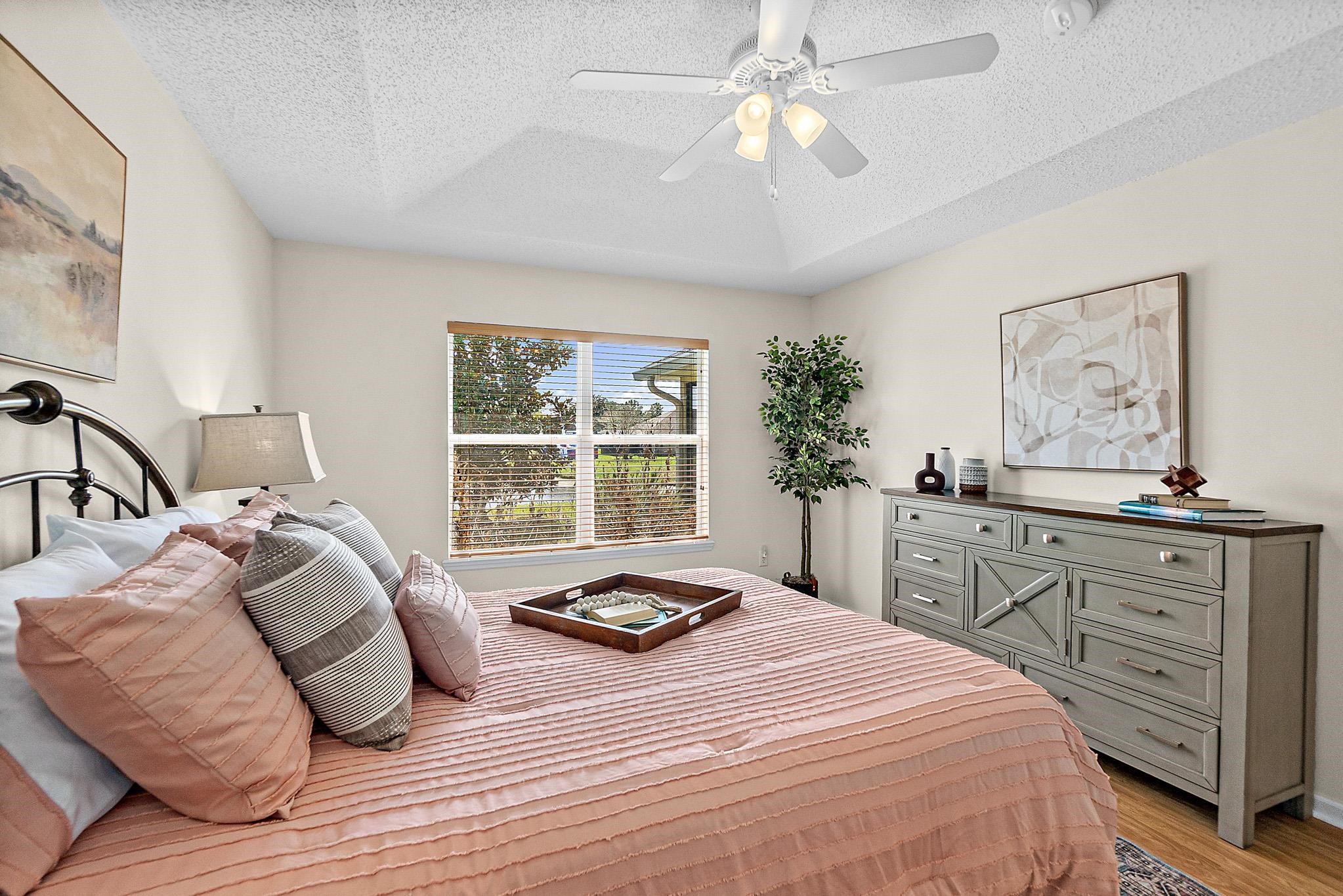 Image 30 of 60 For 913 Oak Arbor Cir