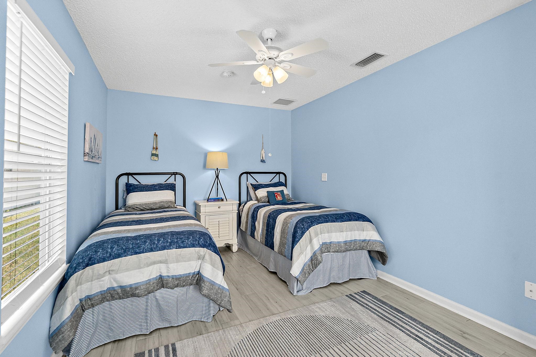 Image 36 of 60 For 913 Oak Arbor Cir