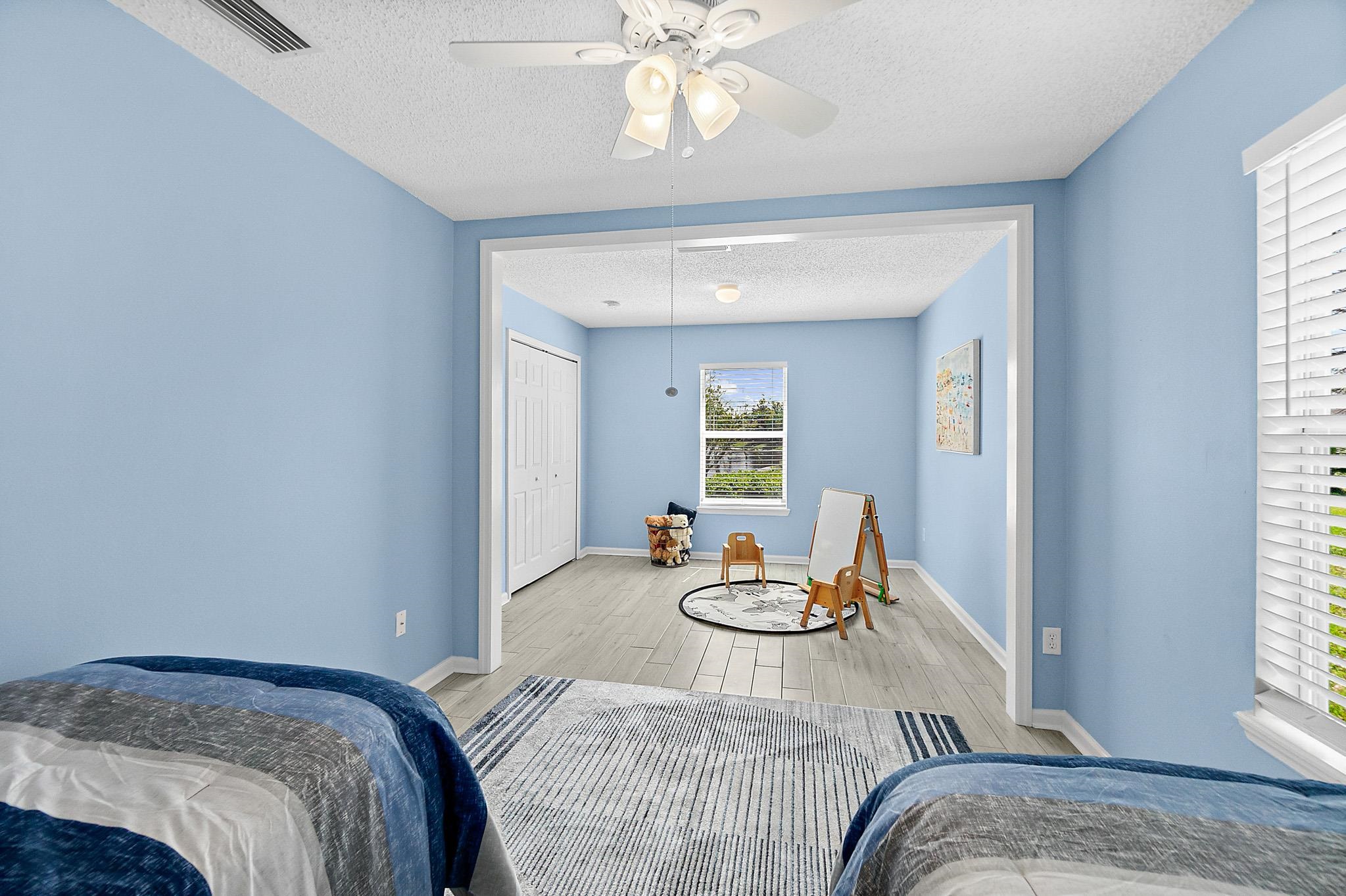 Image 37 of 60 For 913 Oak Arbor Cir