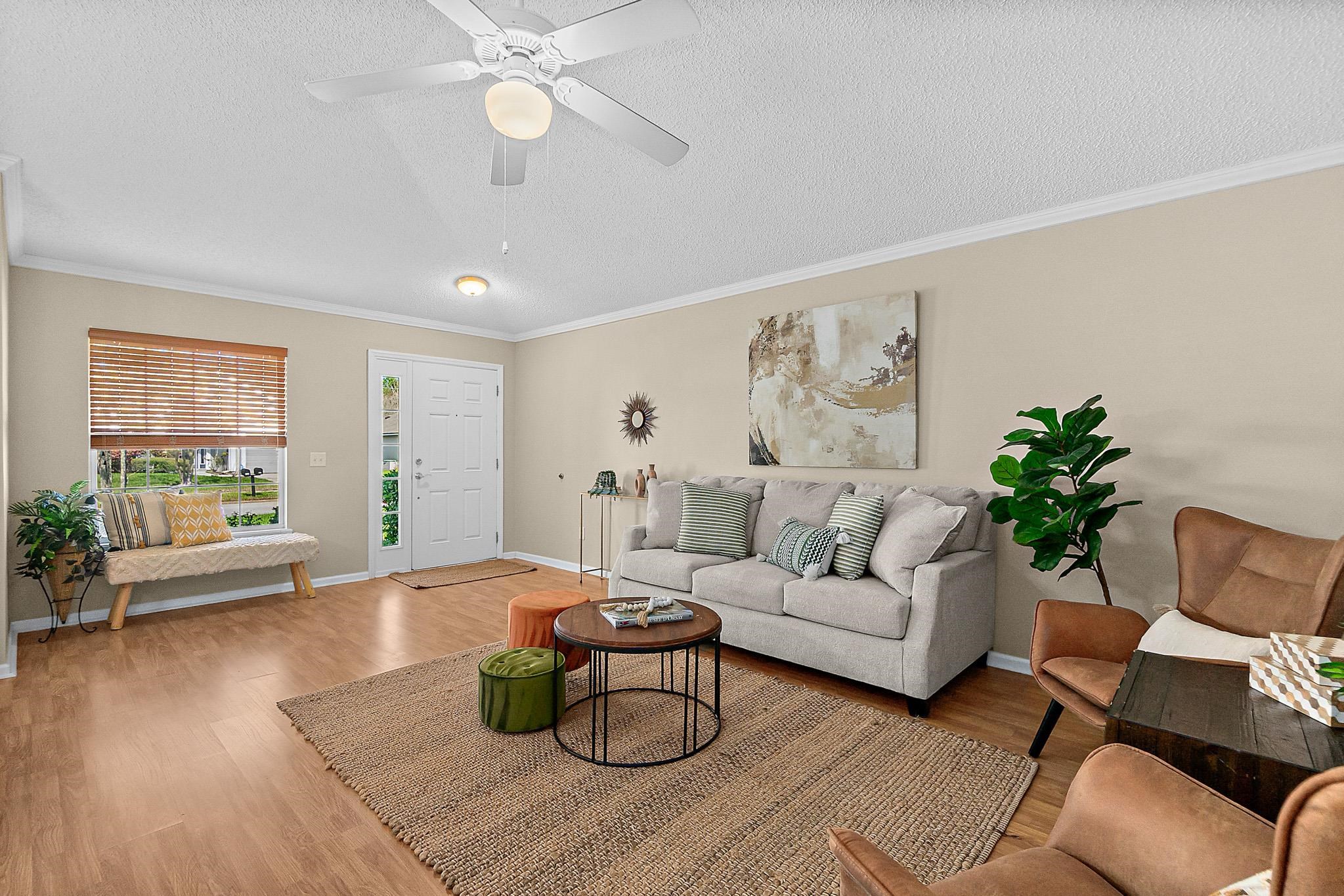 Image 5 of 60 For 913 Oak Arbor Cir