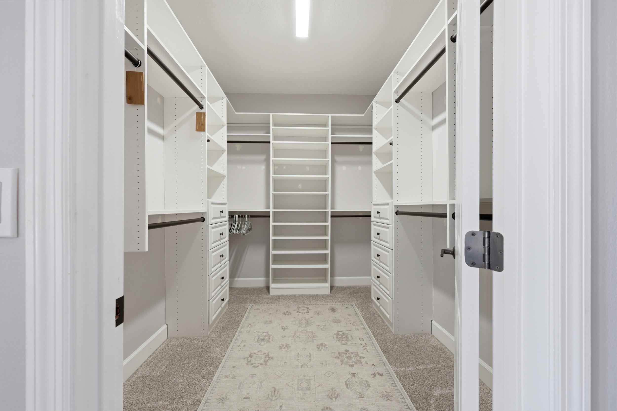 Image 25 of 80 For 616 Mediterranean Way