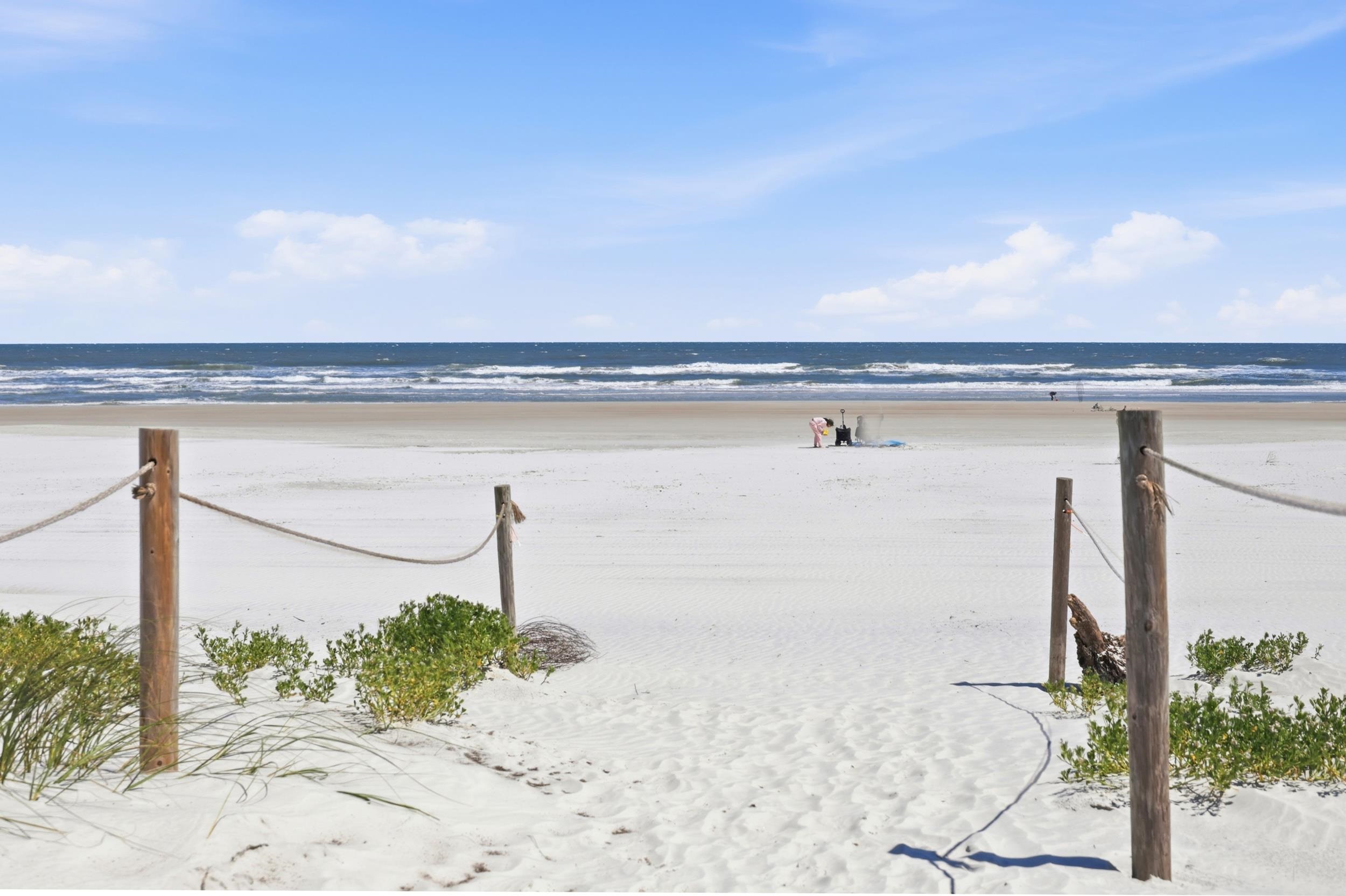 Image 77 of 80 For 616 Mediterranean Way