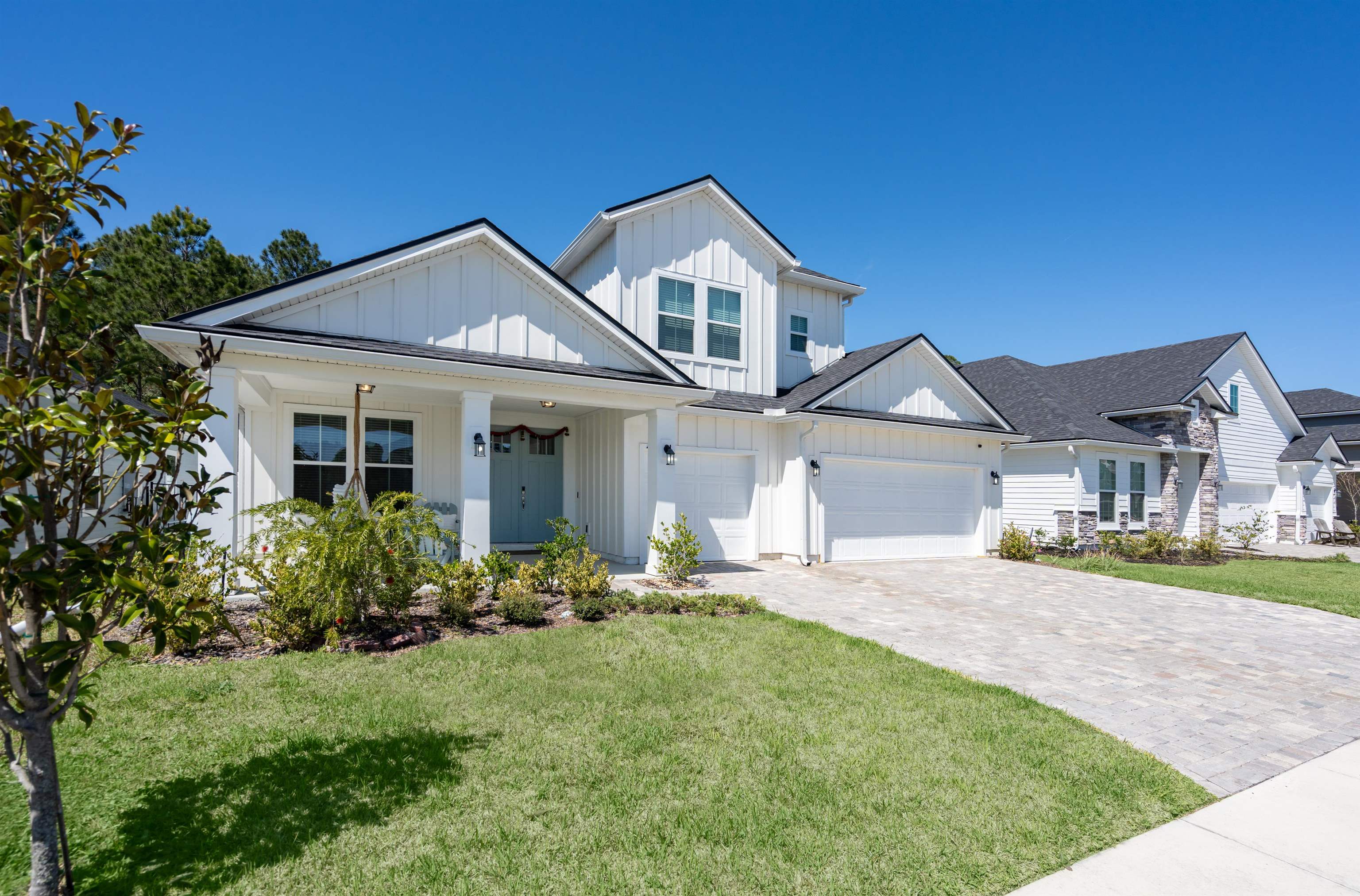 Image 2 of 49 For 207 Archstone Way