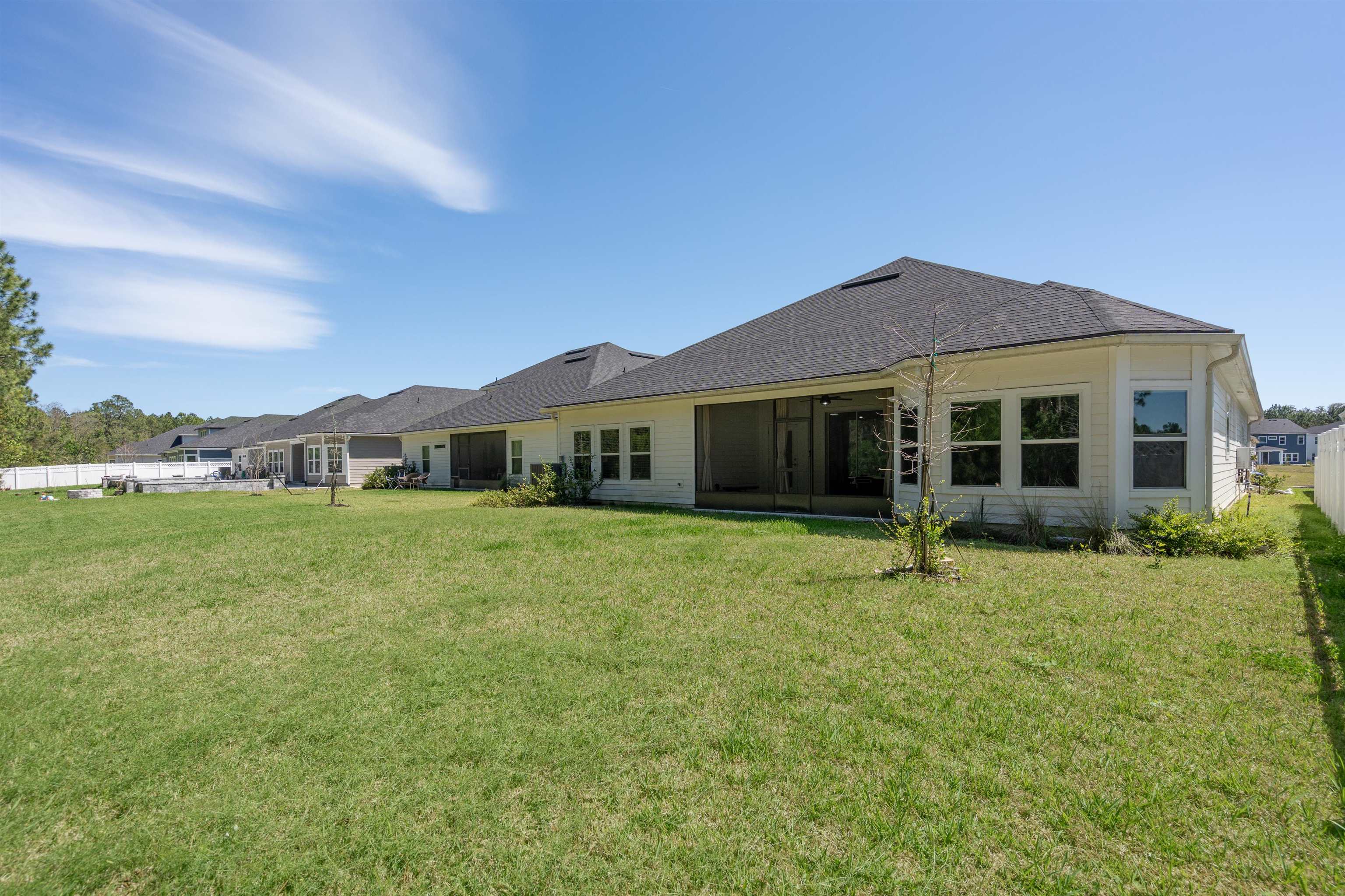 Image 40 of 49 For 207 Archstone Way