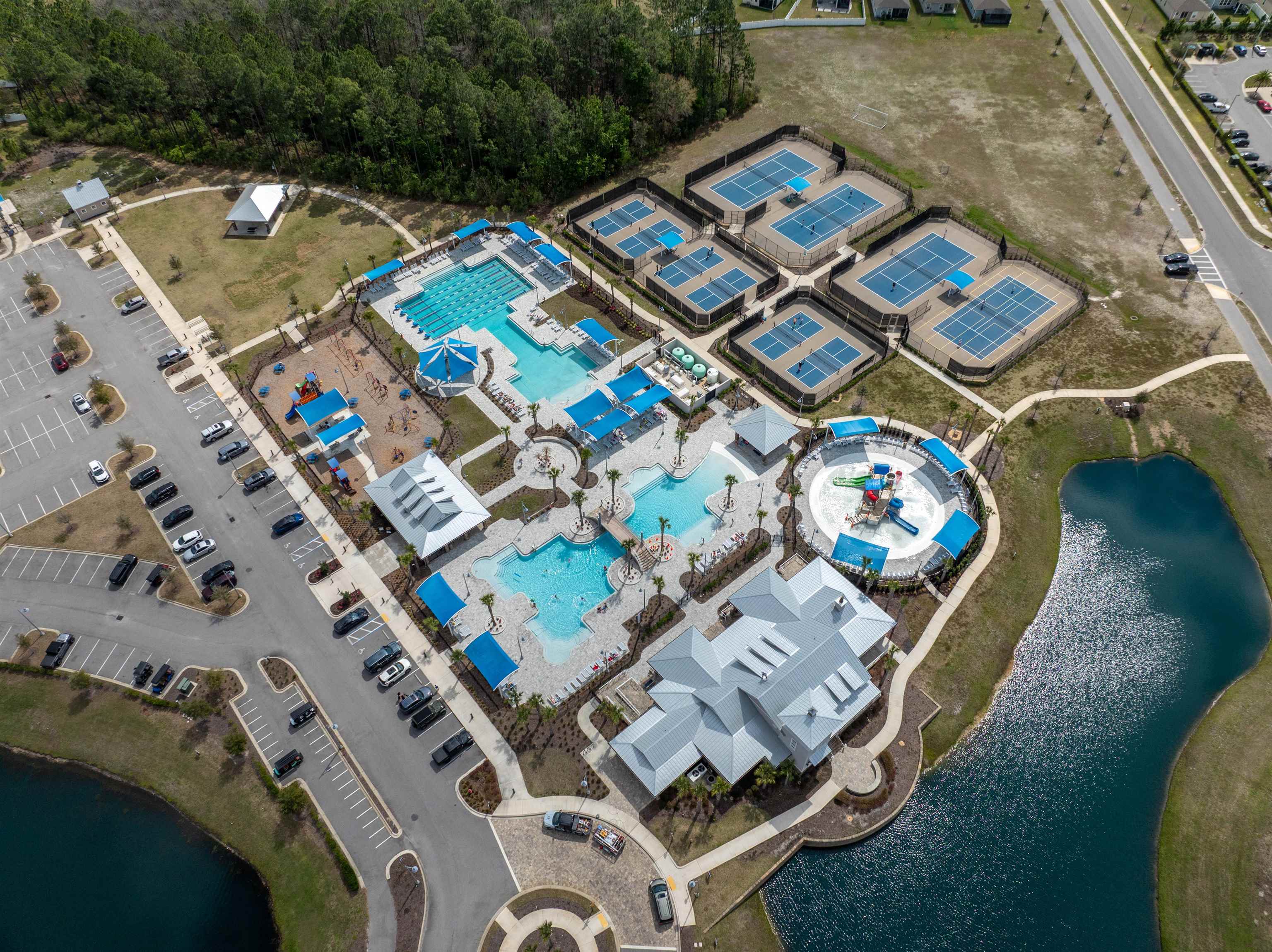 Image 42 of 49 For 207 Archstone Way