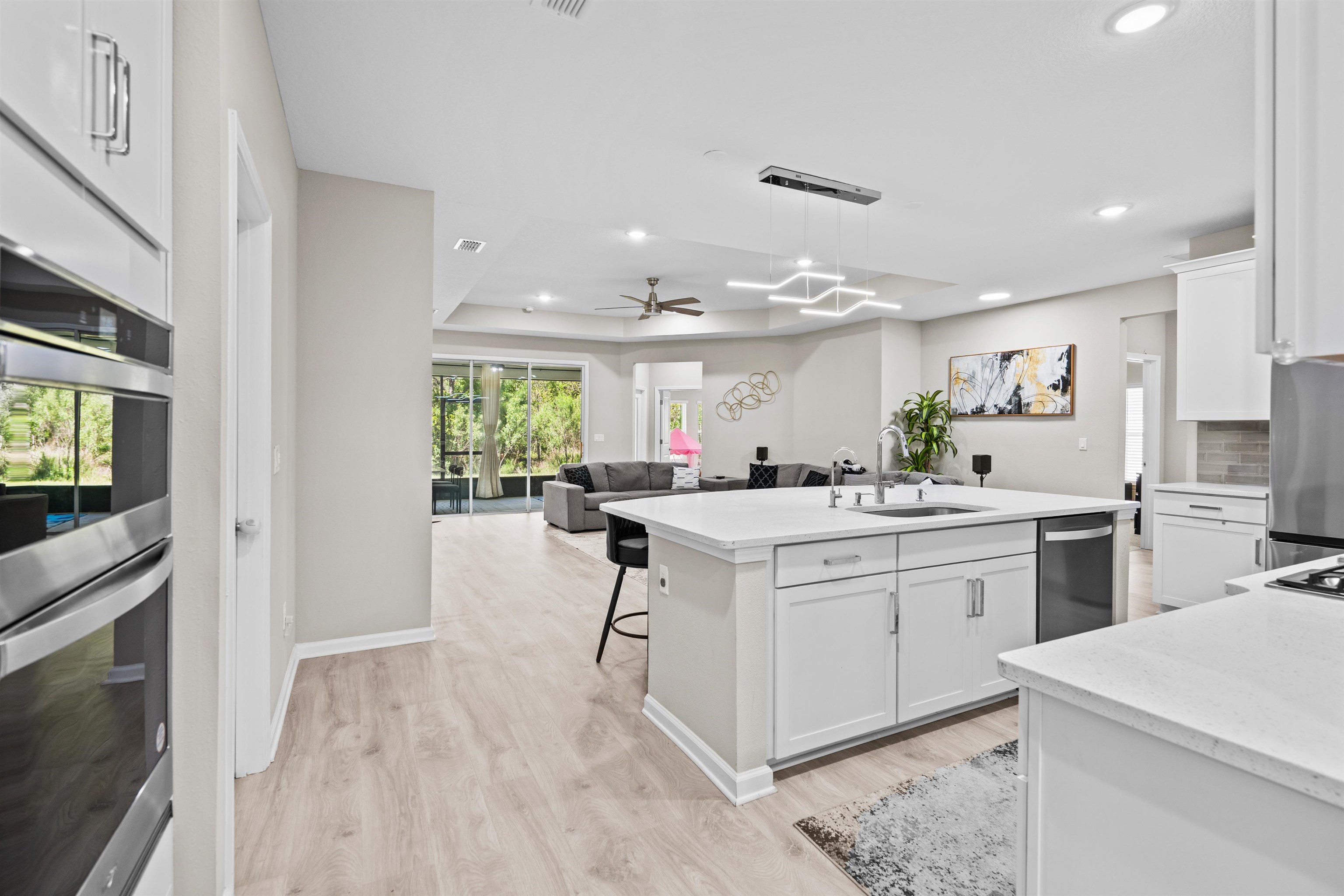 Image 8 of 49 For 207 Archstone Way