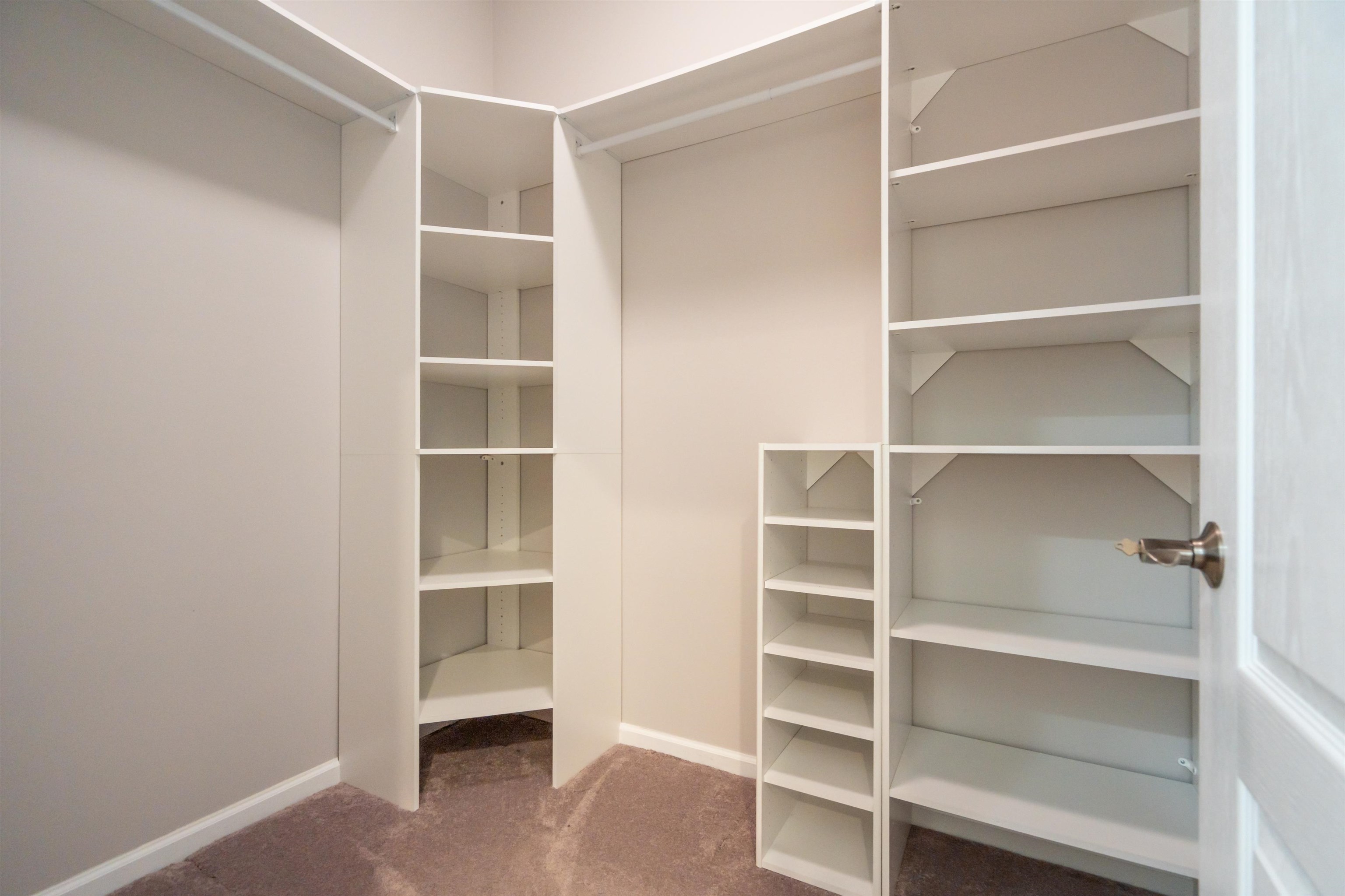 Image 31 of 77 For 3156 Trout Creek Ct