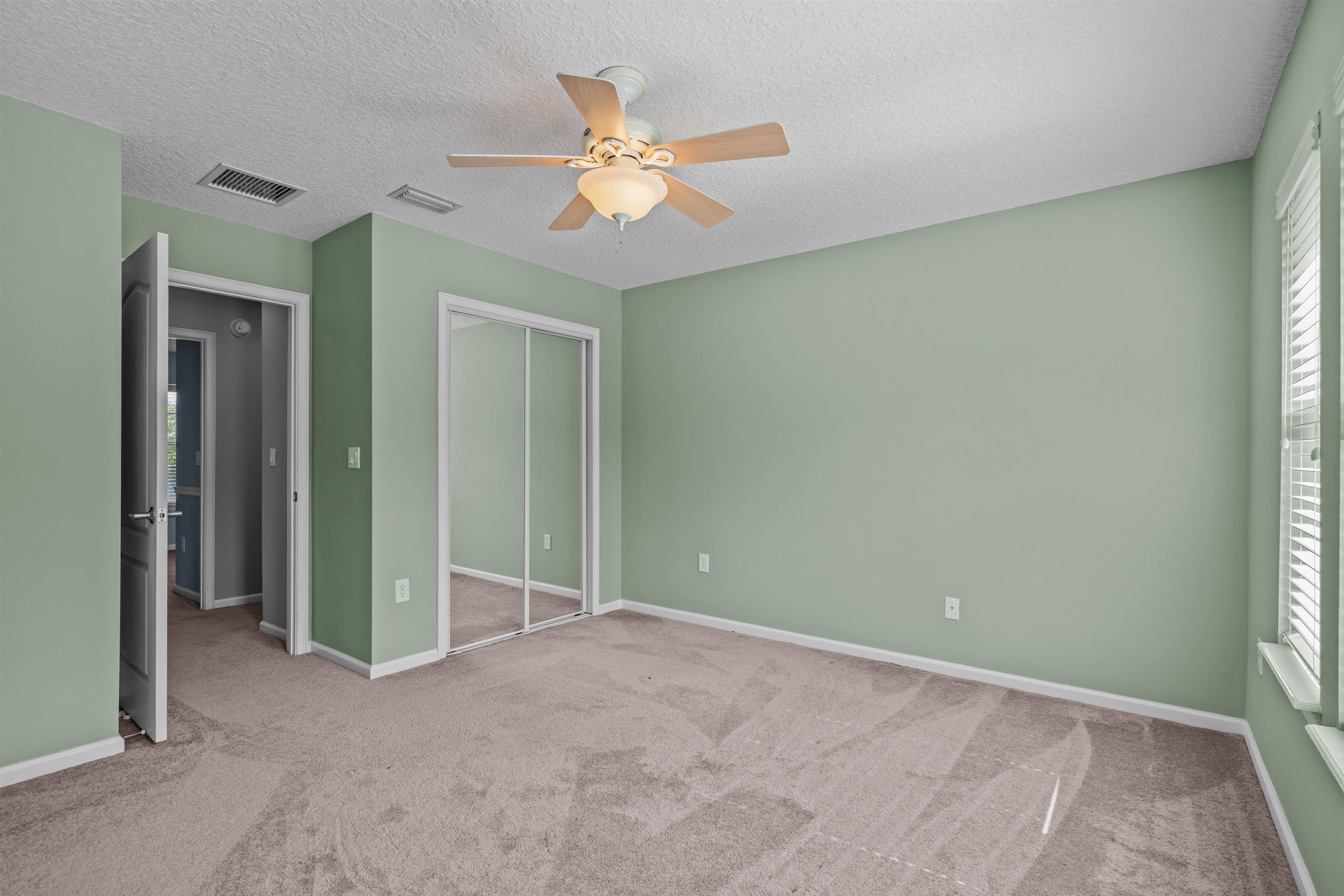 Image 37 of 77 For 3156 Trout Creek Ct