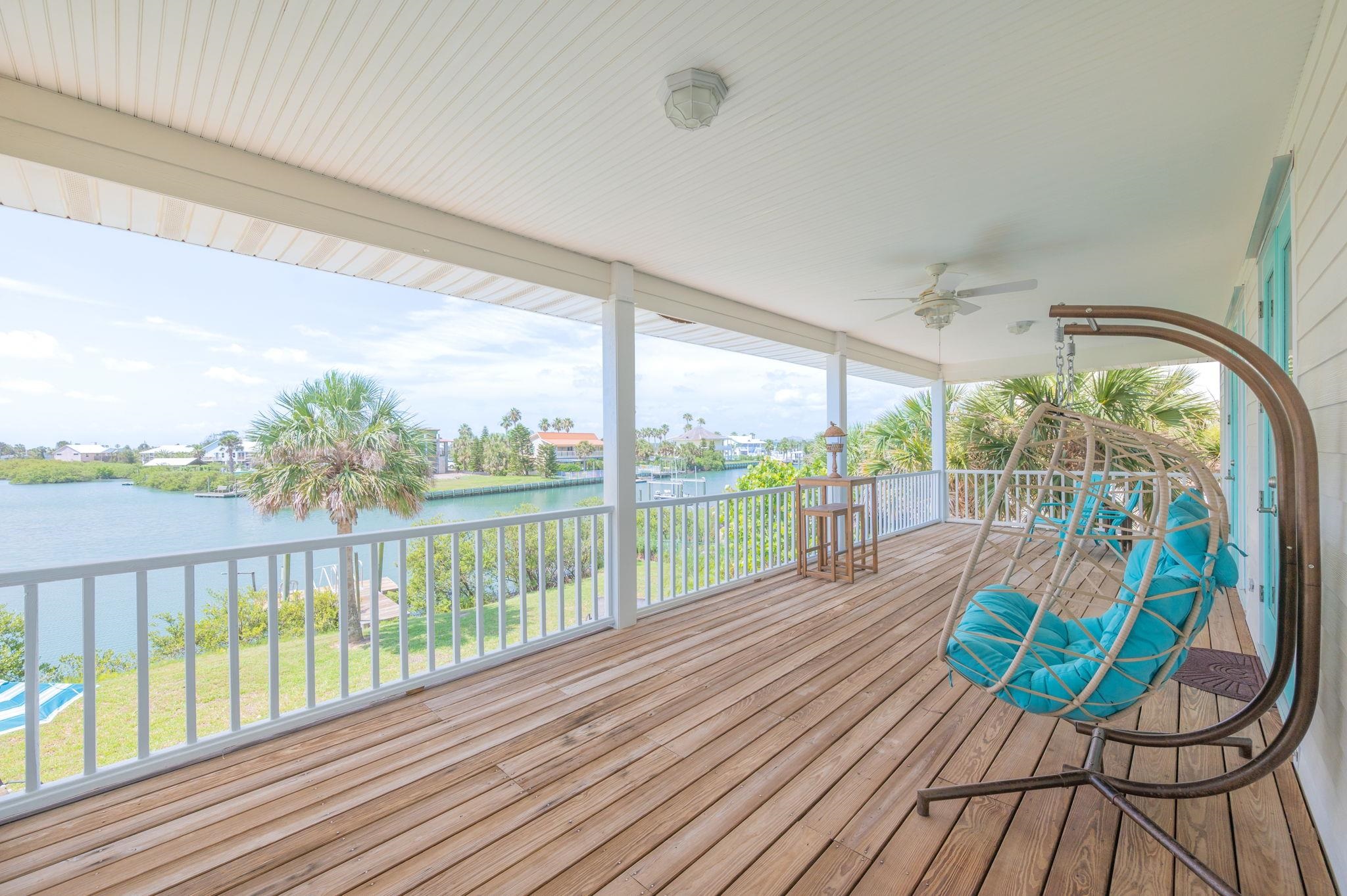 Image 11 of 95 For 231 Barrataria Drive