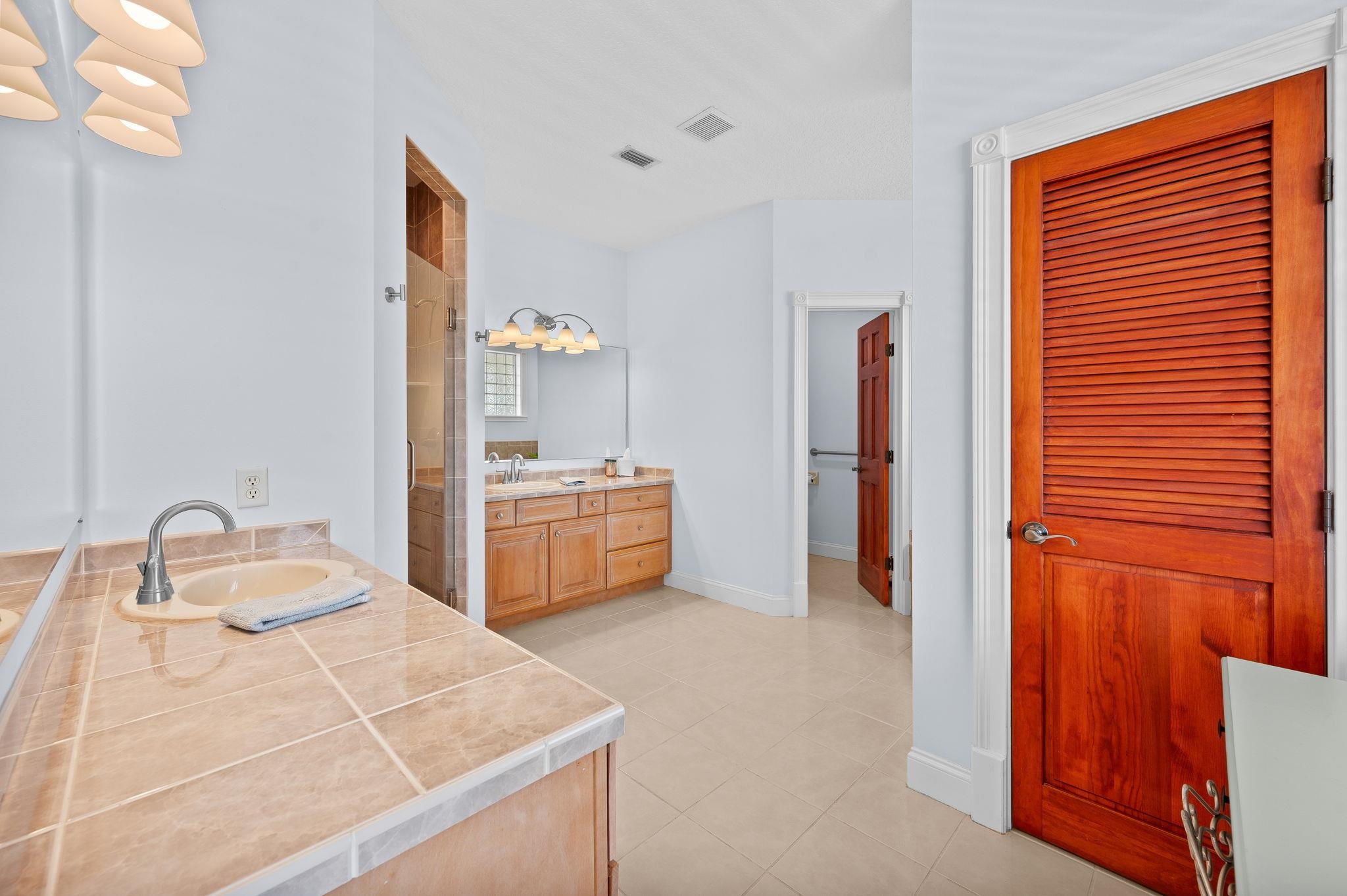 Image 22 of 95 For 231 Barrataria Drive