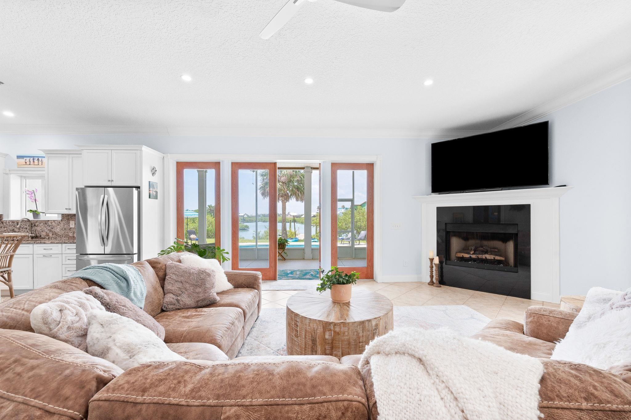 Image 30 of 95 For 231 Barrataria Drive