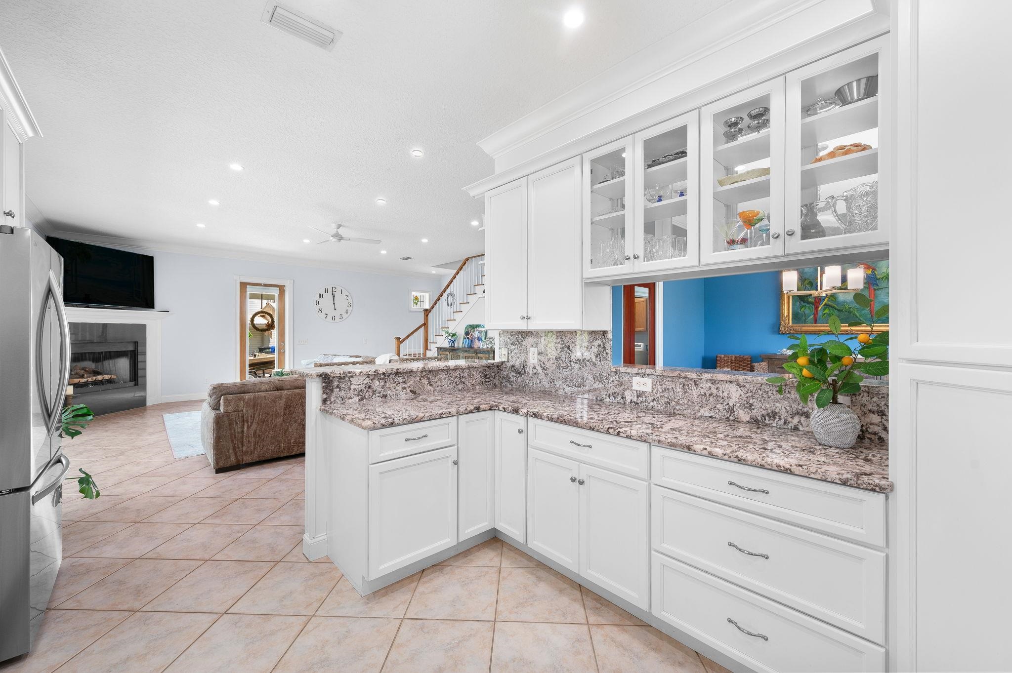 Image 36 of 95 For 231 Barrataria Drive