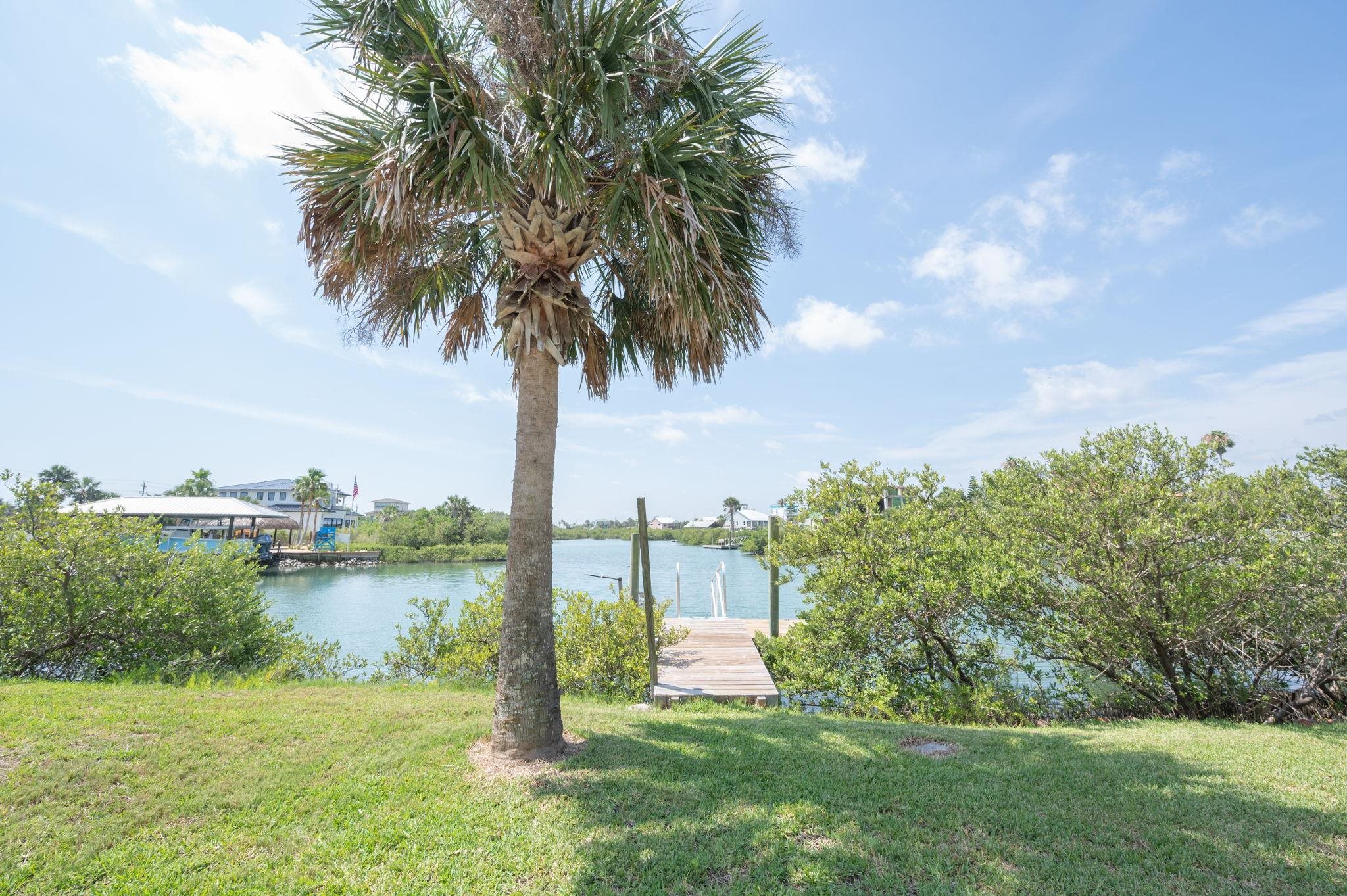 Image 66 of 95 For 231 Barrataria Drive