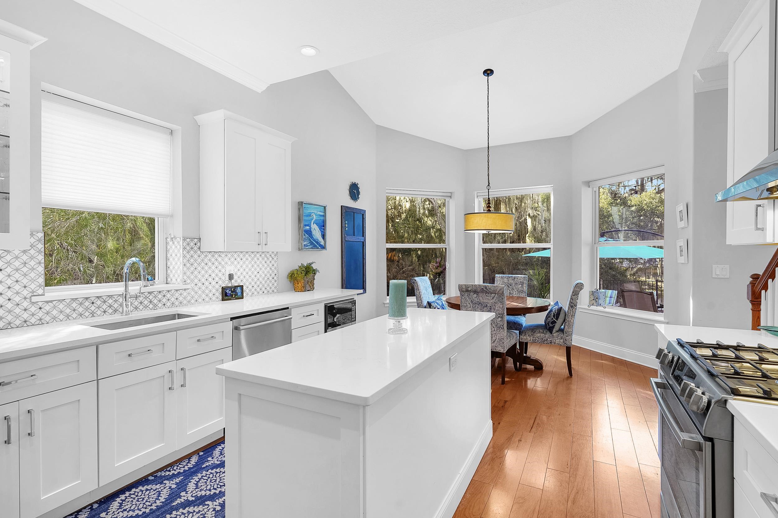 Image 19 of 54 For 1000 Island Way