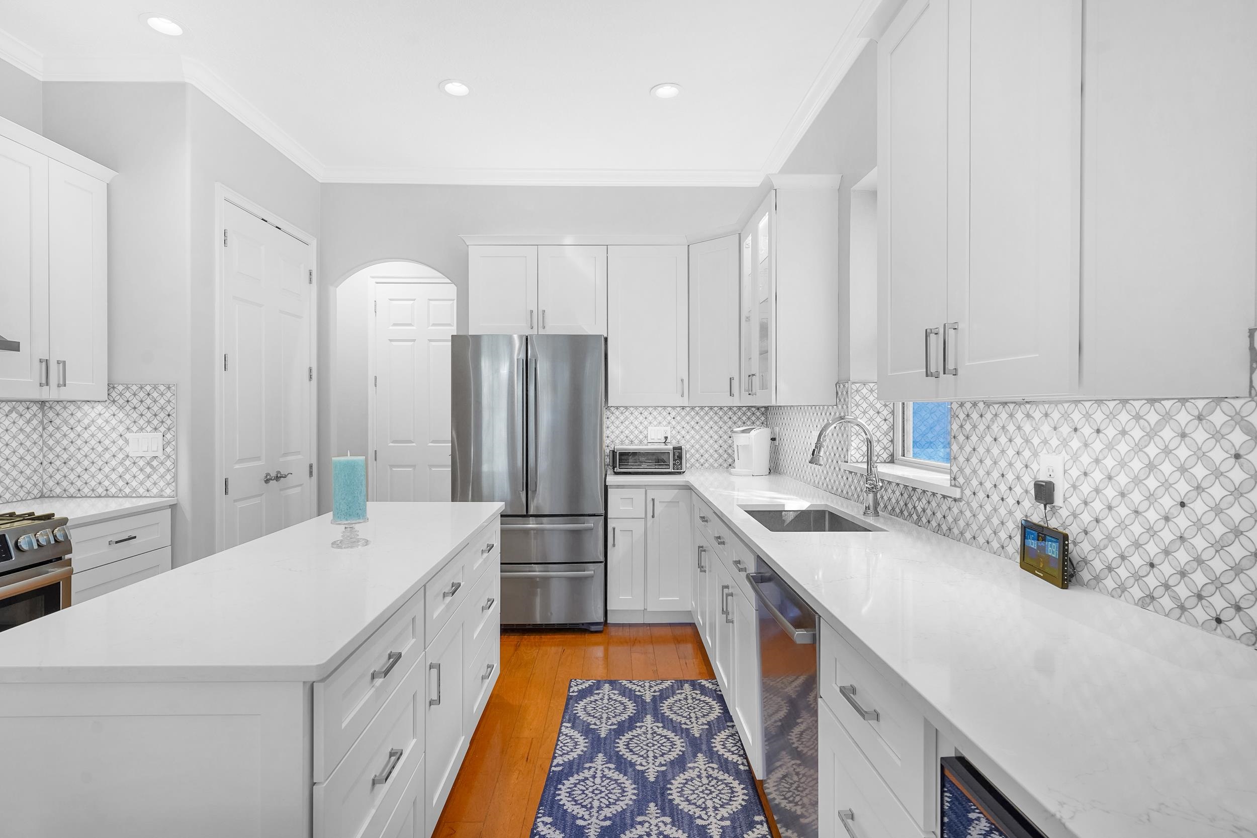 Image 21 of 54 For 1000 Island Way