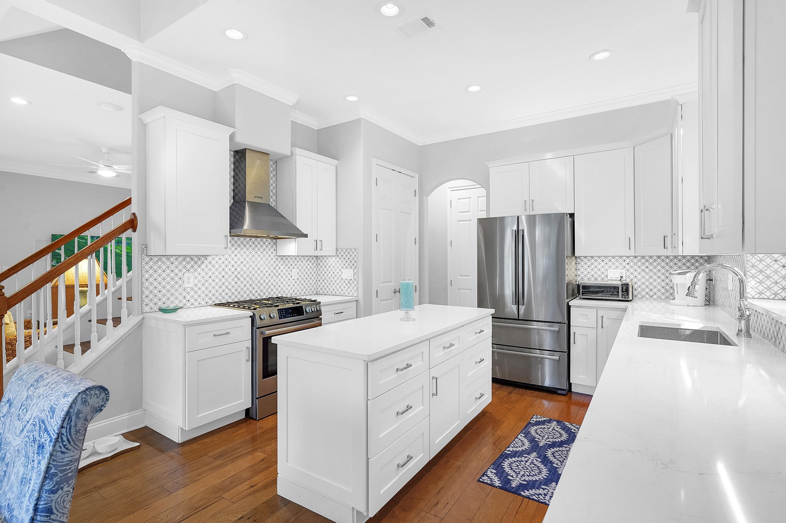 Image 22 of 54 For 1000 Island Way