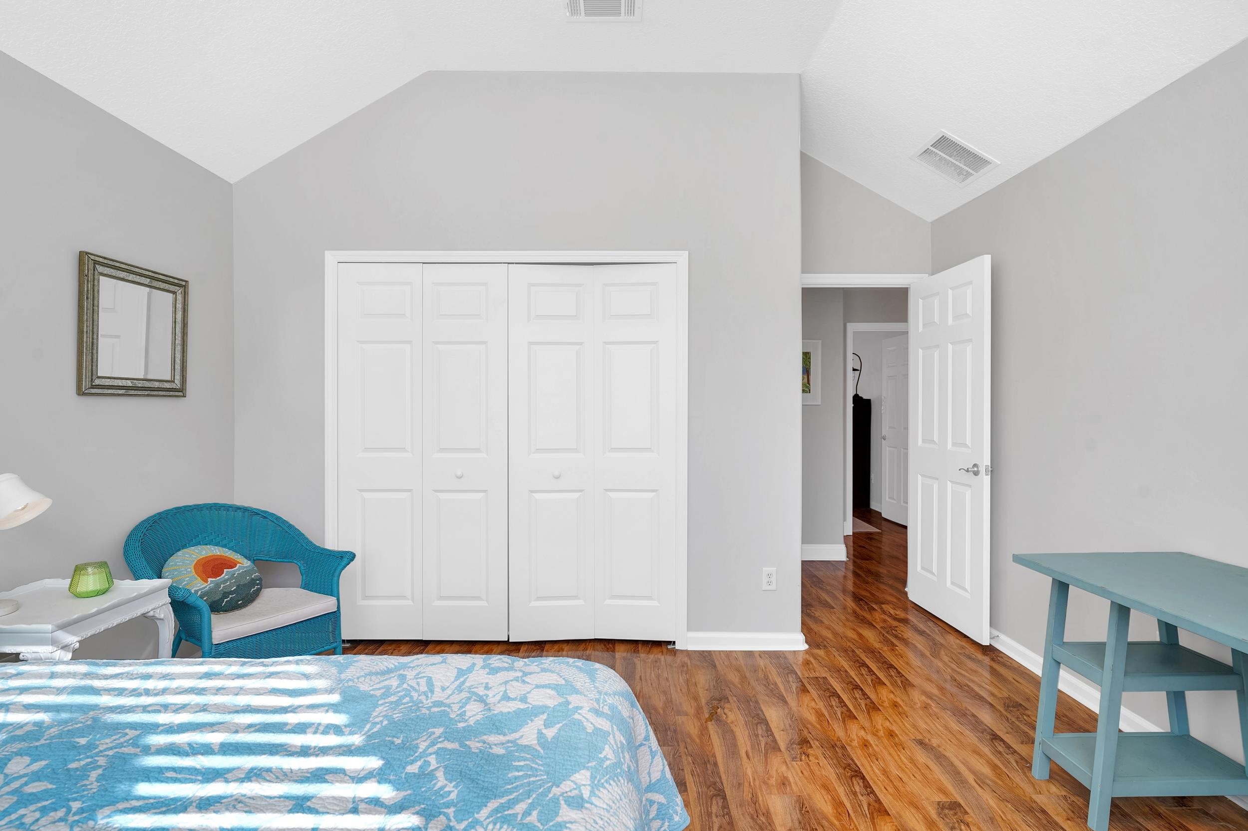 Image 32 of 54 For 1000 Island Way