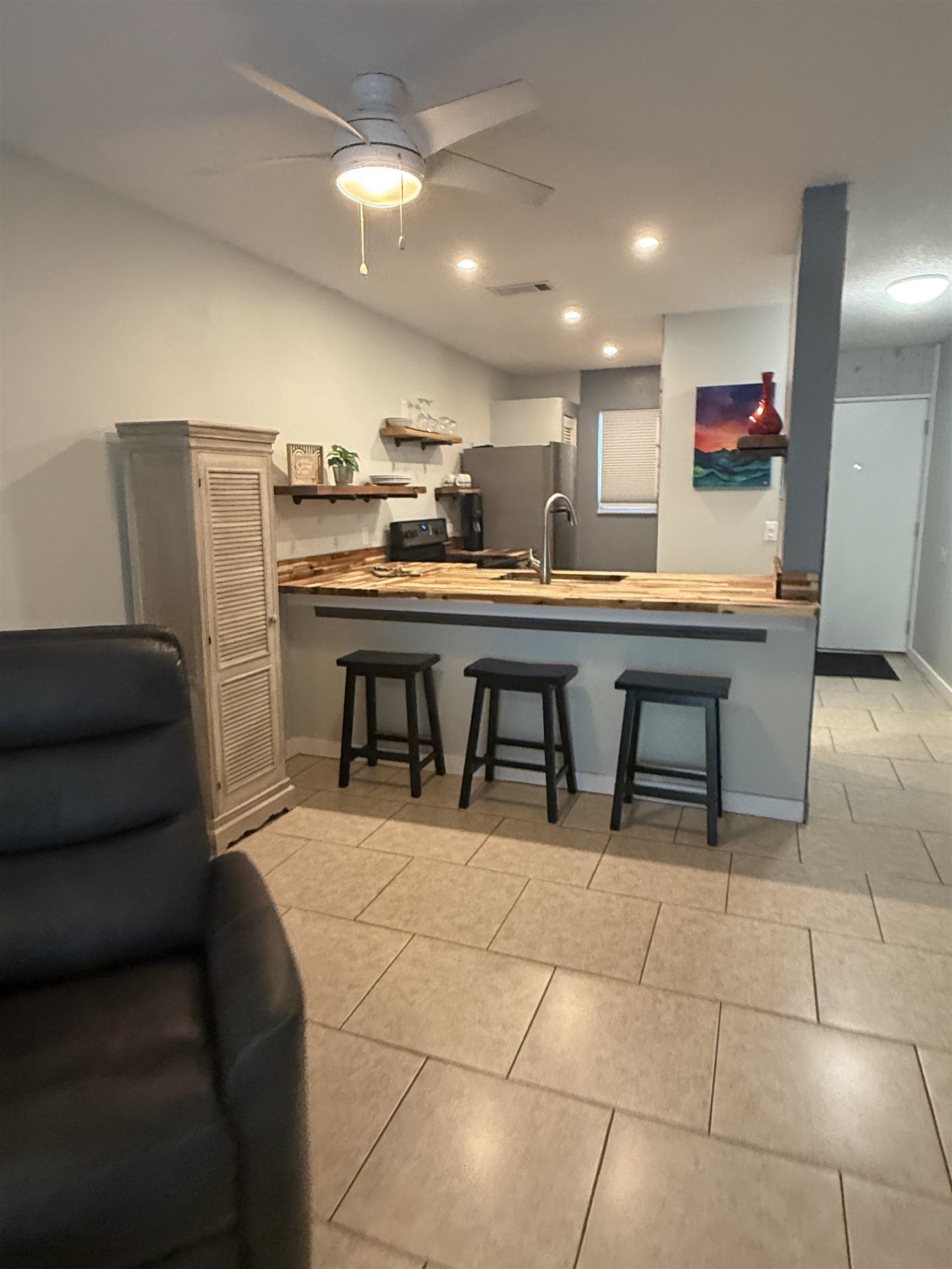 Image 14 of 20 For 700 Pope Rd W M97