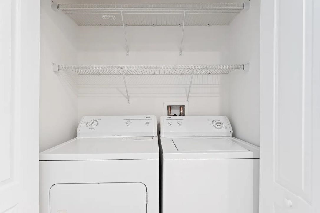 Image 20 of 25 For 308 Syrah Way