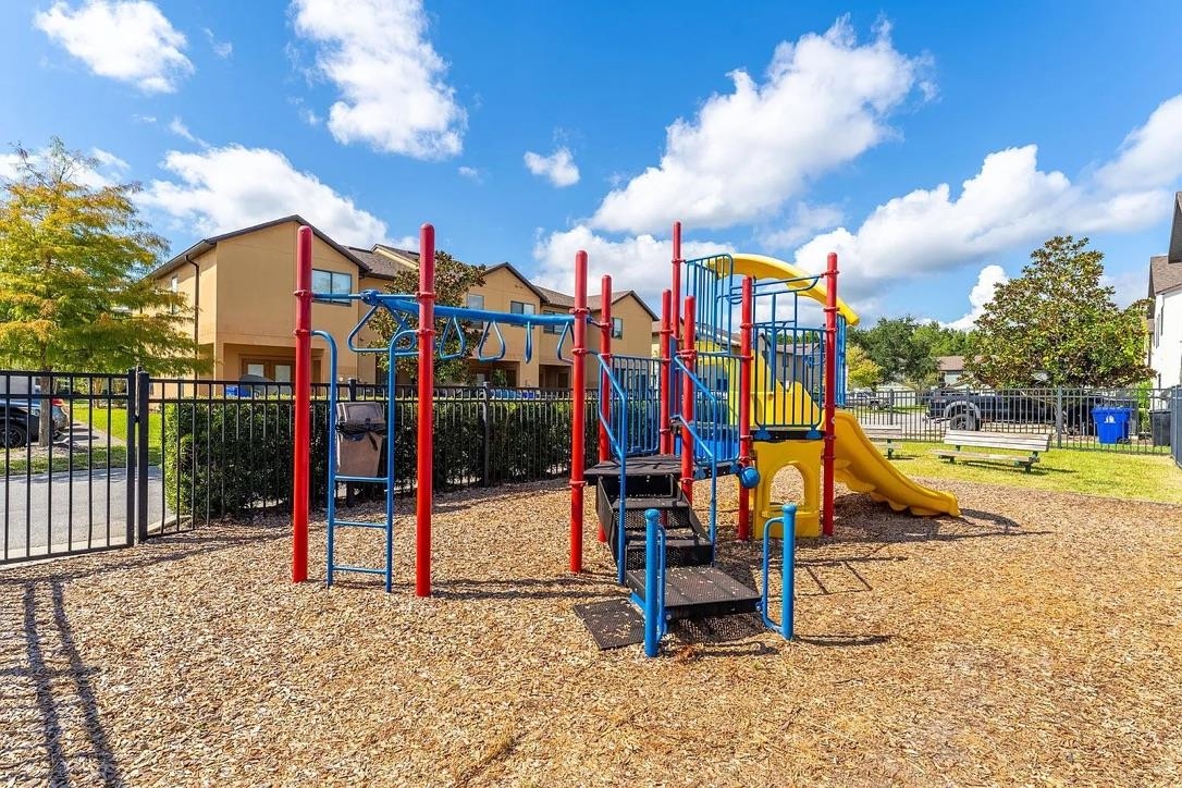 Image 24 of 25 For 308 Syrah Way