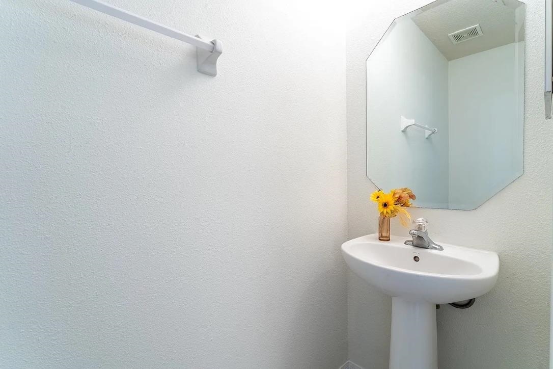 Image 9 of 25 For 308 Syrah Way