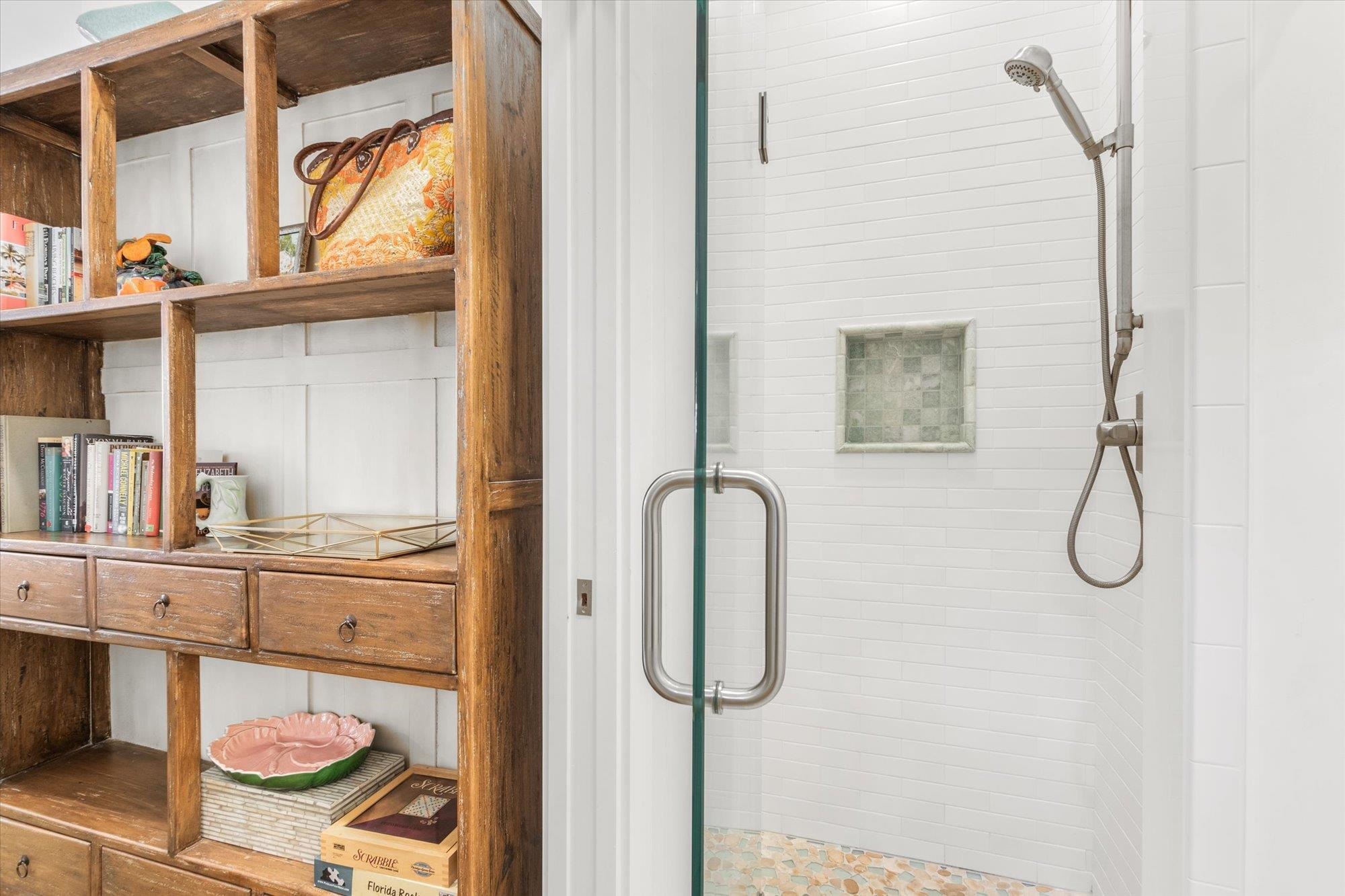 Image 26 of 55 For 48 Osceola Street