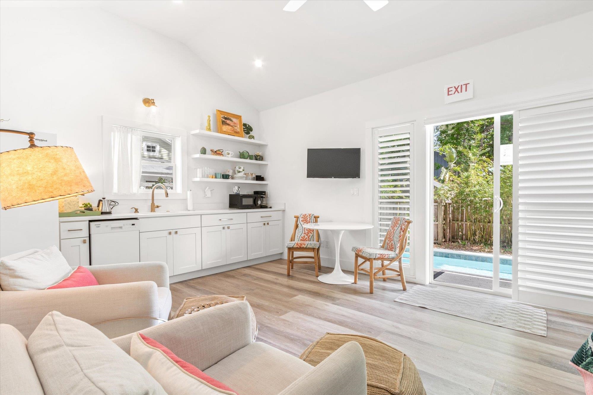 Image 31 of 55 For 48 Osceola Street