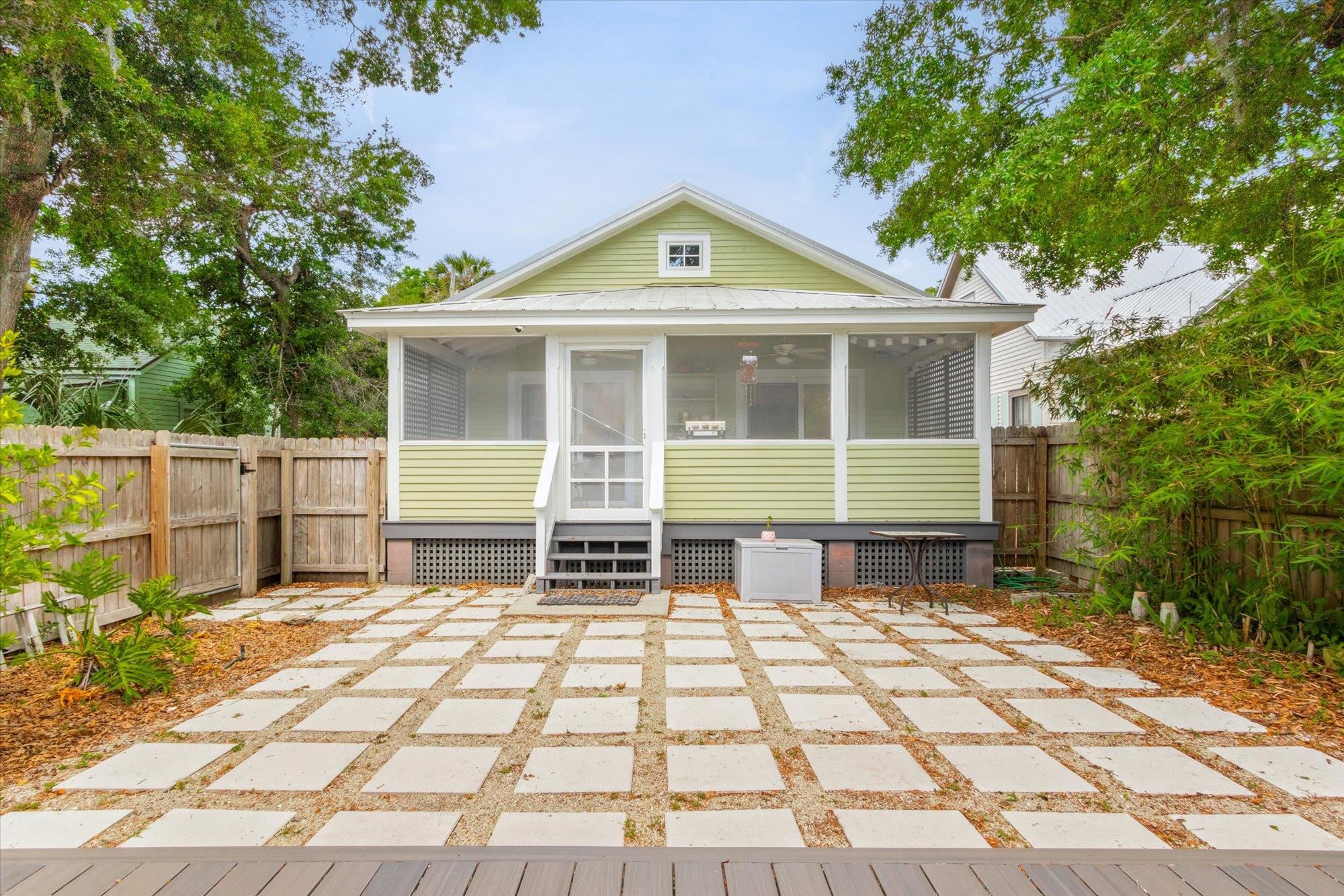 Image 41 of 55 For 48 Osceola Street