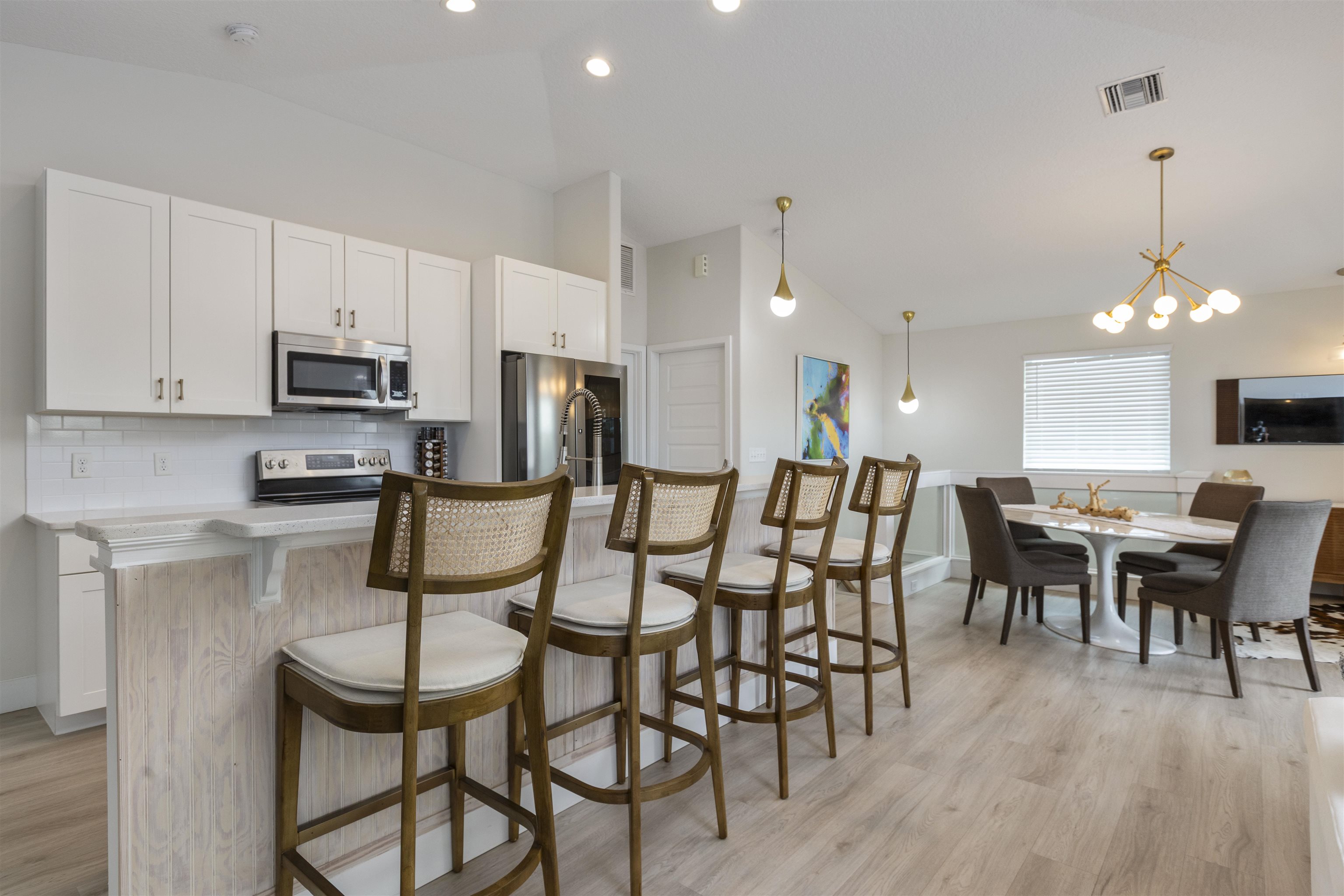 Image 12 of 57 For 6856 Avenue D