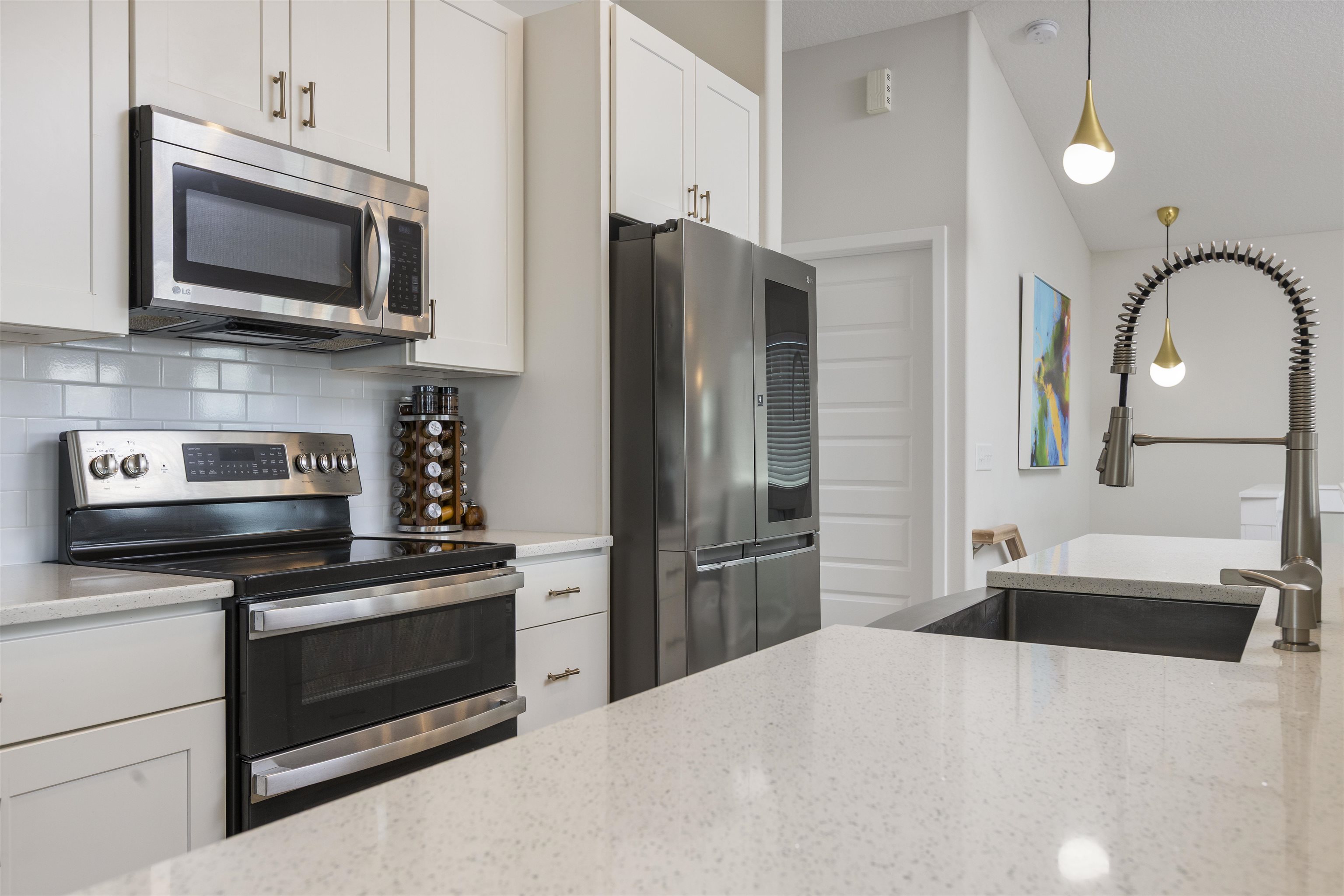 Image 17 of 57 For 6856 Avenue D