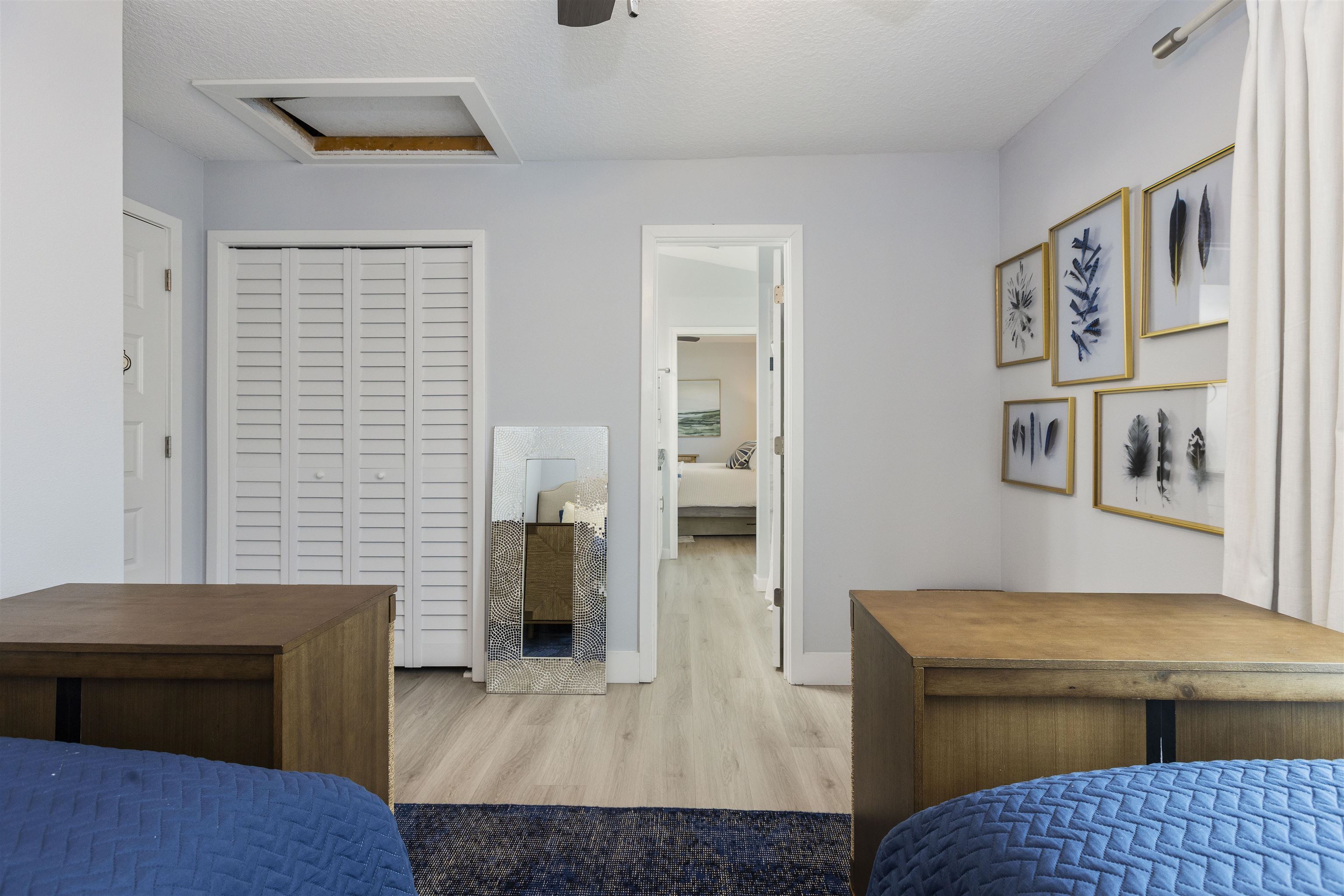 Image 27 of 57 For 6856 Avenue D