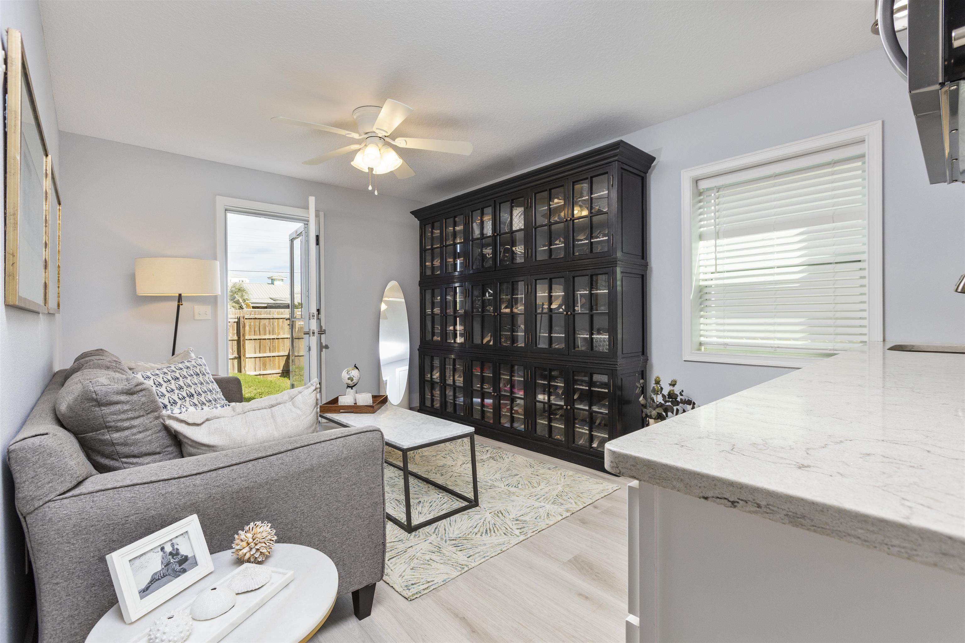 Image 32 of 57 For 6856 Avenue D