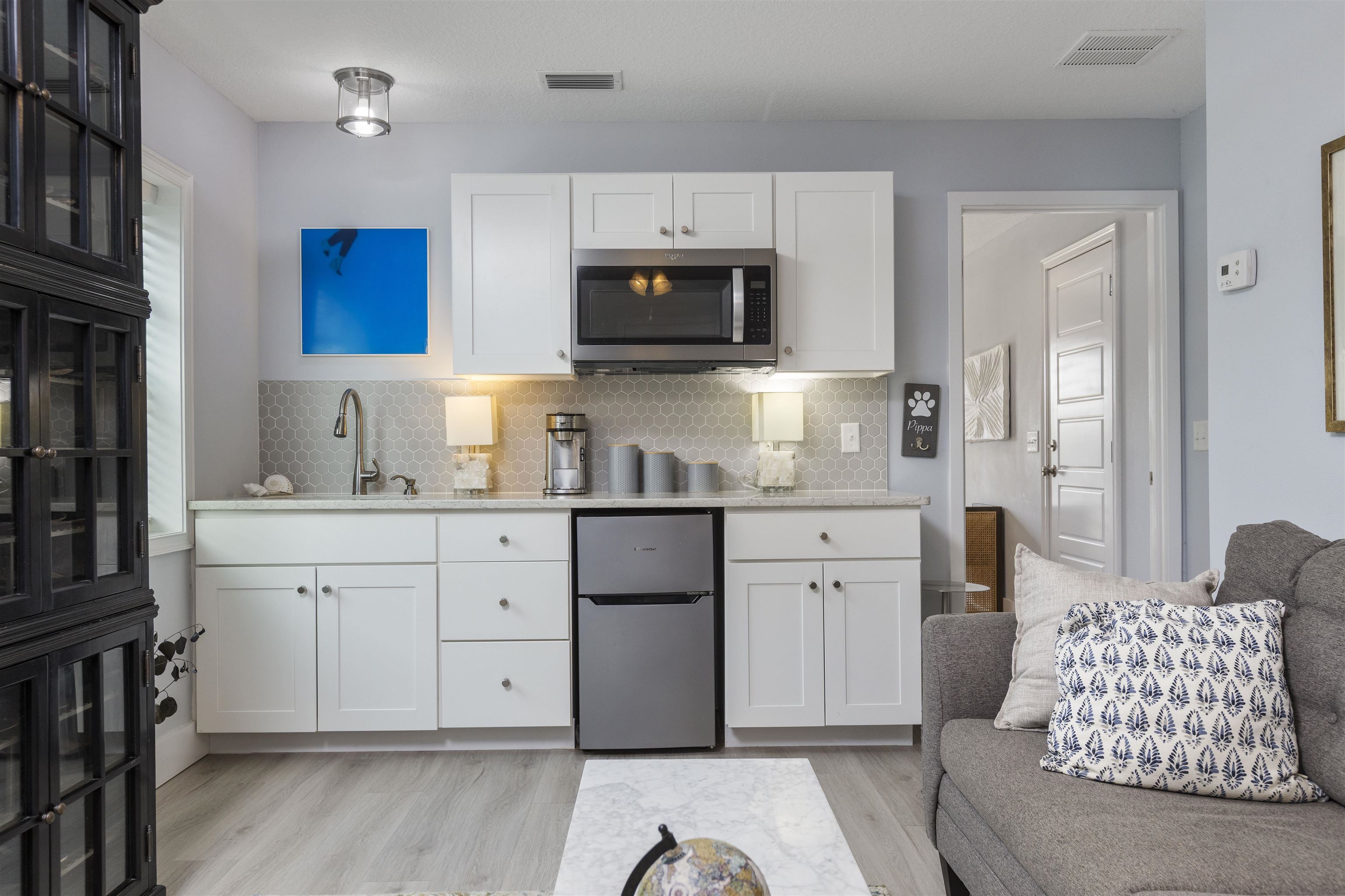 Image 34 of 57 For 6856 Avenue D